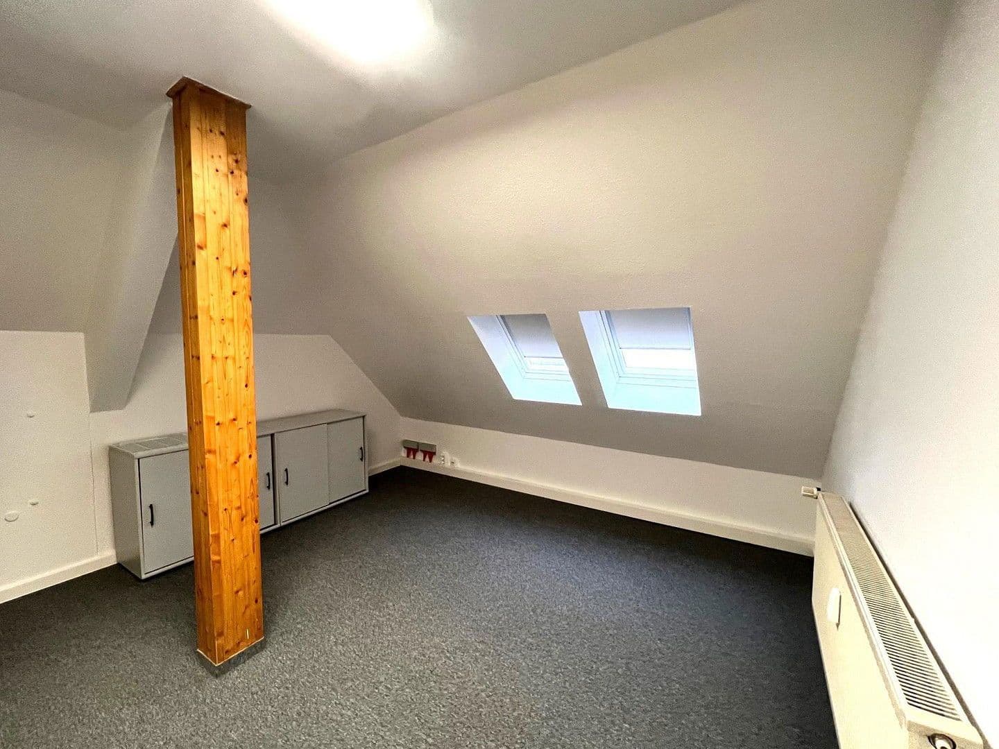 Prenájom kancelárie 510 m², Straße der Glasmacher 1, Weißwasser/O.L. - Běła Woda, Sasko Prenájom kancelárie 510 m², Straße der Glasmacher 1, Weißwasser/O.L. - Běła Woda, Sasko