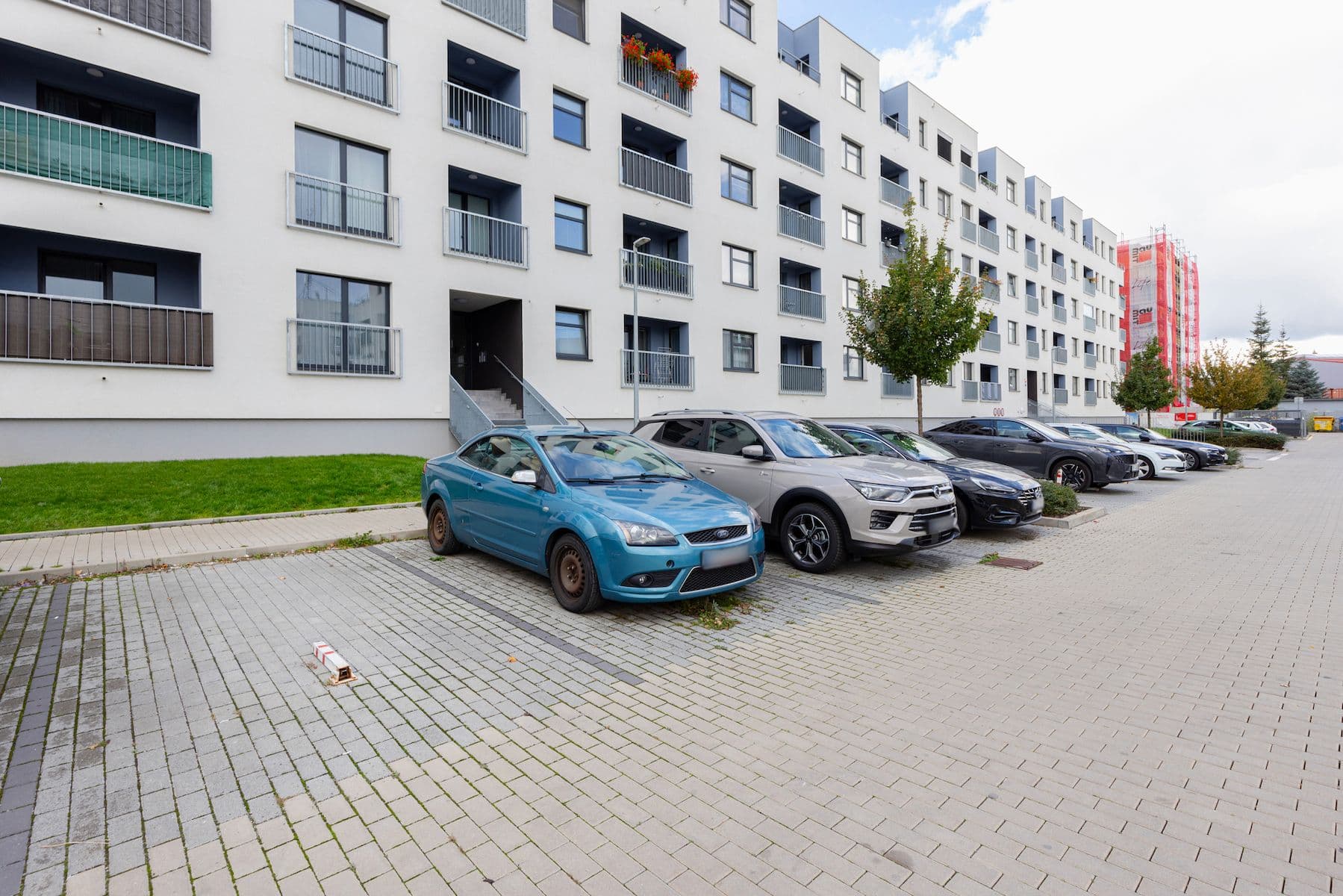 Predaj bytu 4-izbový 75 m², Karla Guta, Praha, Praha Predaj bytu 4-izbový 75 m², Karla Guta, Praha, Praha