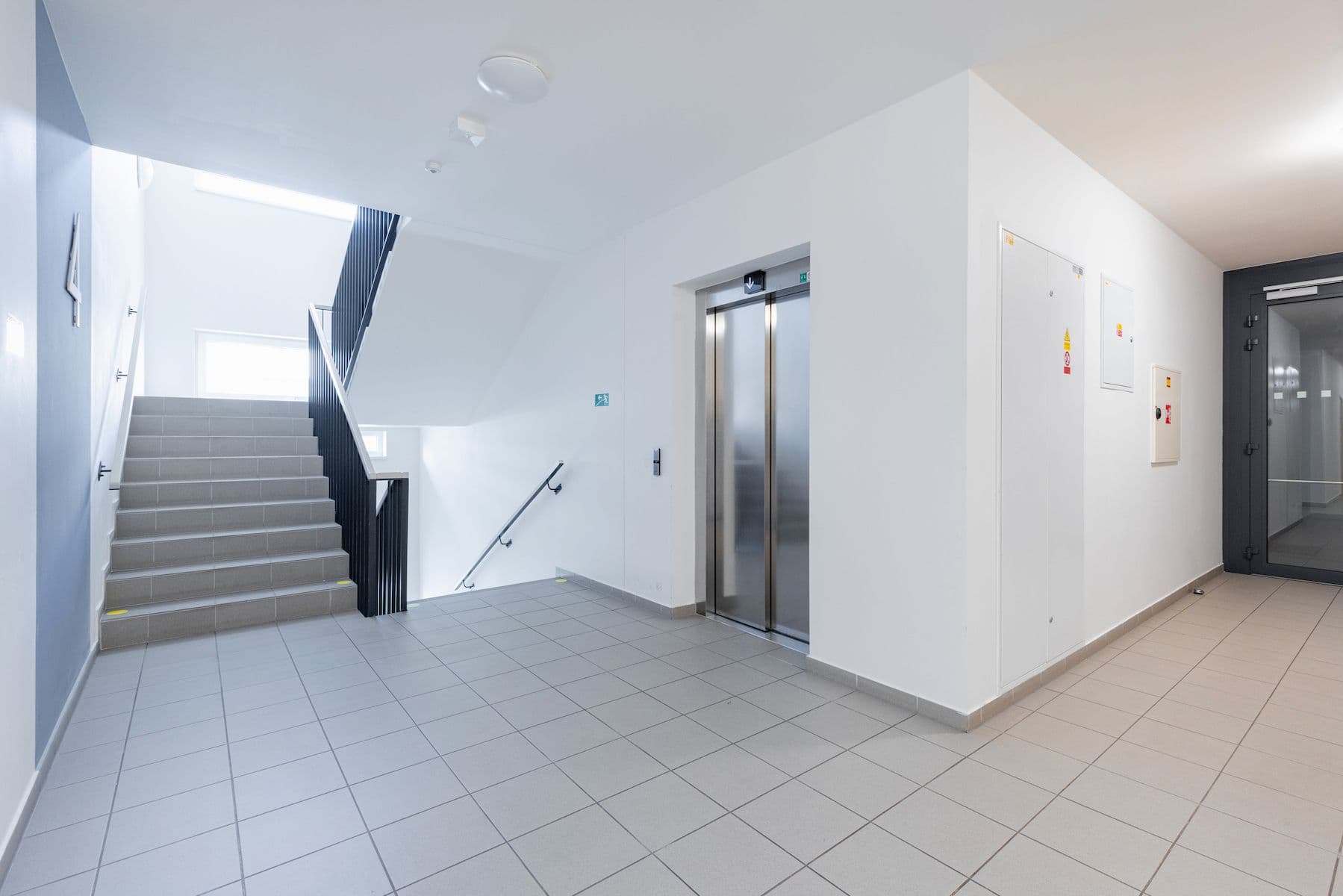 Predaj bytu 4-izbový 75 m², Karla Guta, Praha, Praha Predaj bytu 4-izbový 75 m², Karla Guta, Praha, Praha