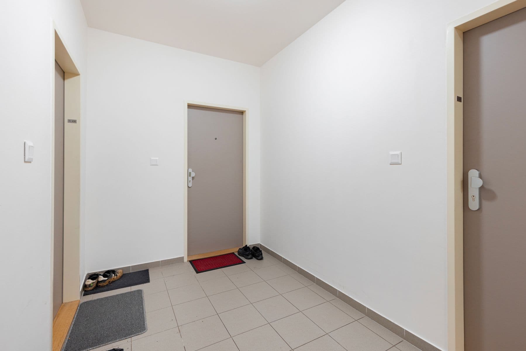 Predaj bytu 4-izbový 75 m², Karla Guta, Praha, Praha Predaj bytu 4-izbový 75 m², Karla Guta, Praha, Praha