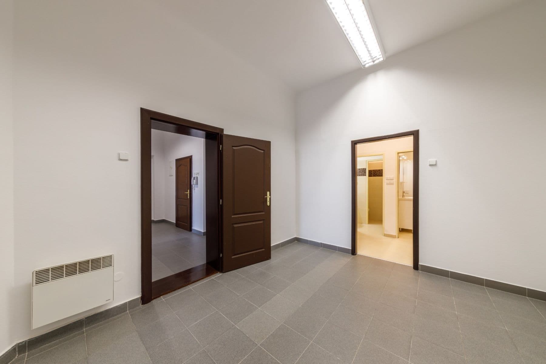 Prenájom bytu 2-izbový 103 m², Náměstí Přemysla Otakara Ⅱ., České Budějovice, Jihočeský kraj Prenájom bytu 2-izbový 103 m², Náměstí Přemysla Otakara Ⅱ., České Budějovice, Jihočeský kraj