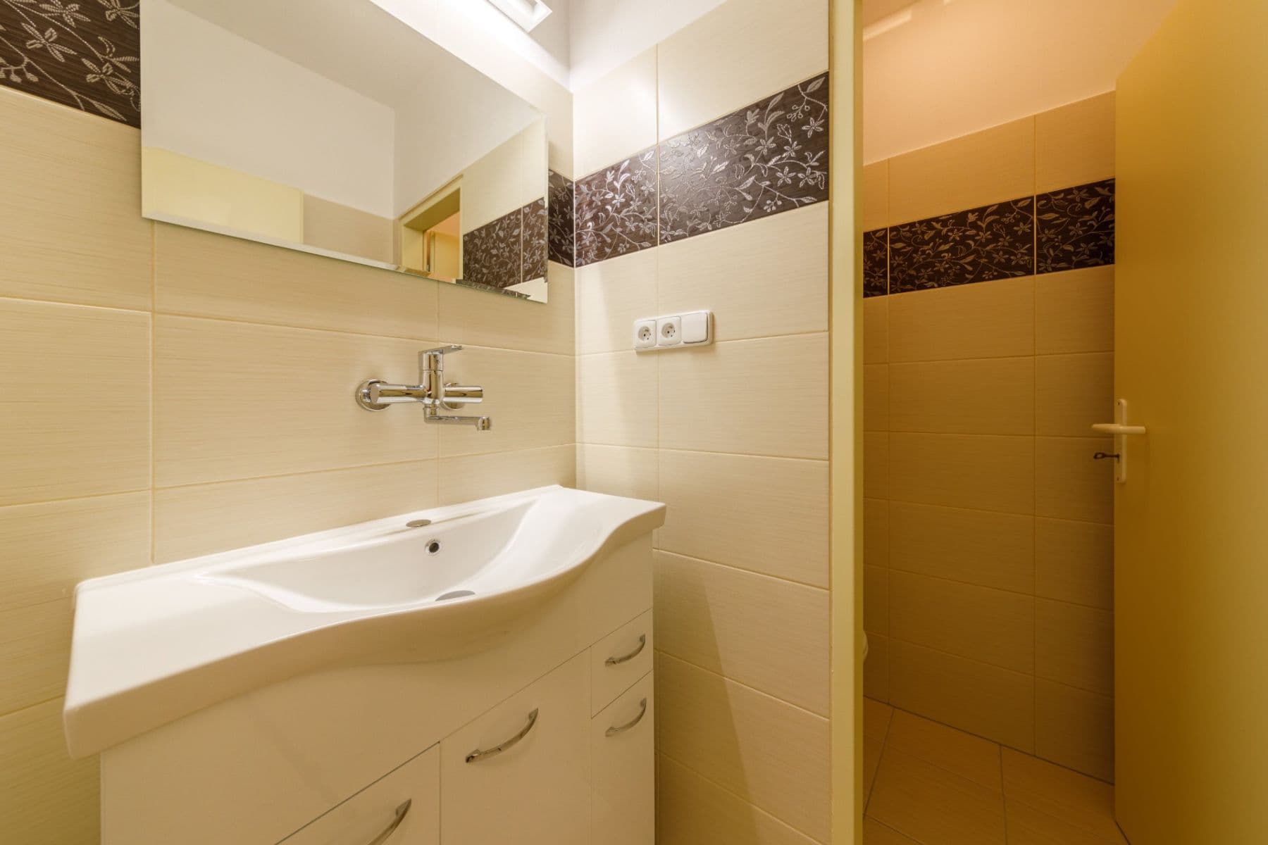 Prenájom bytu 2-izbový 103 m², Náměstí Přemysla Otakara Ⅱ., České Budějovice, Jihočeský kraj Prenájom bytu 2-izbový 103 m², Náměstí Přemysla Otakara Ⅱ., České Budějovice, Jihočeský kraj