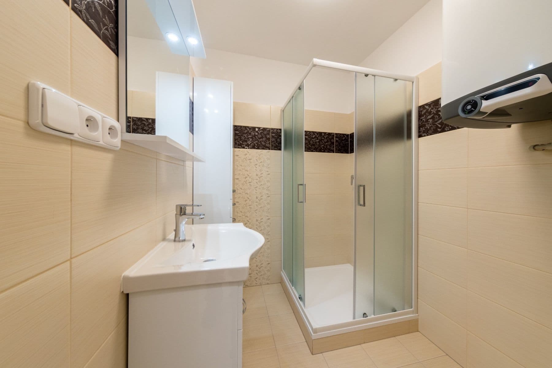 Prenájom bytu 2-izbový 103 m², Náměstí Přemysla Otakara Ⅱ., České Budějovice, Jihočeský kraj Prenájom bytu 2-izbový 103 m², Náměstí Přemysla Otakara Ⅱ., České Budějovice, Jihočeský kraj