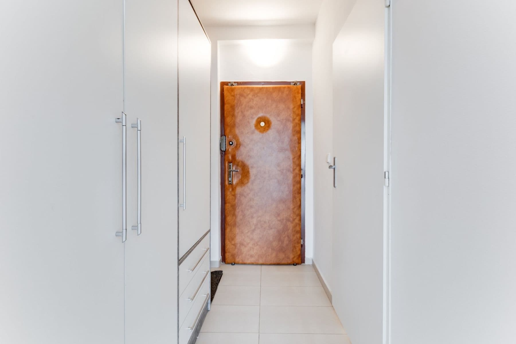 Prenájom bytu 2-izbový 41 m², Pod Lysinami, Praha, Praha Prenájom bytu 2-izbový 41 m², Pod Lysinami, Praha, Praha
