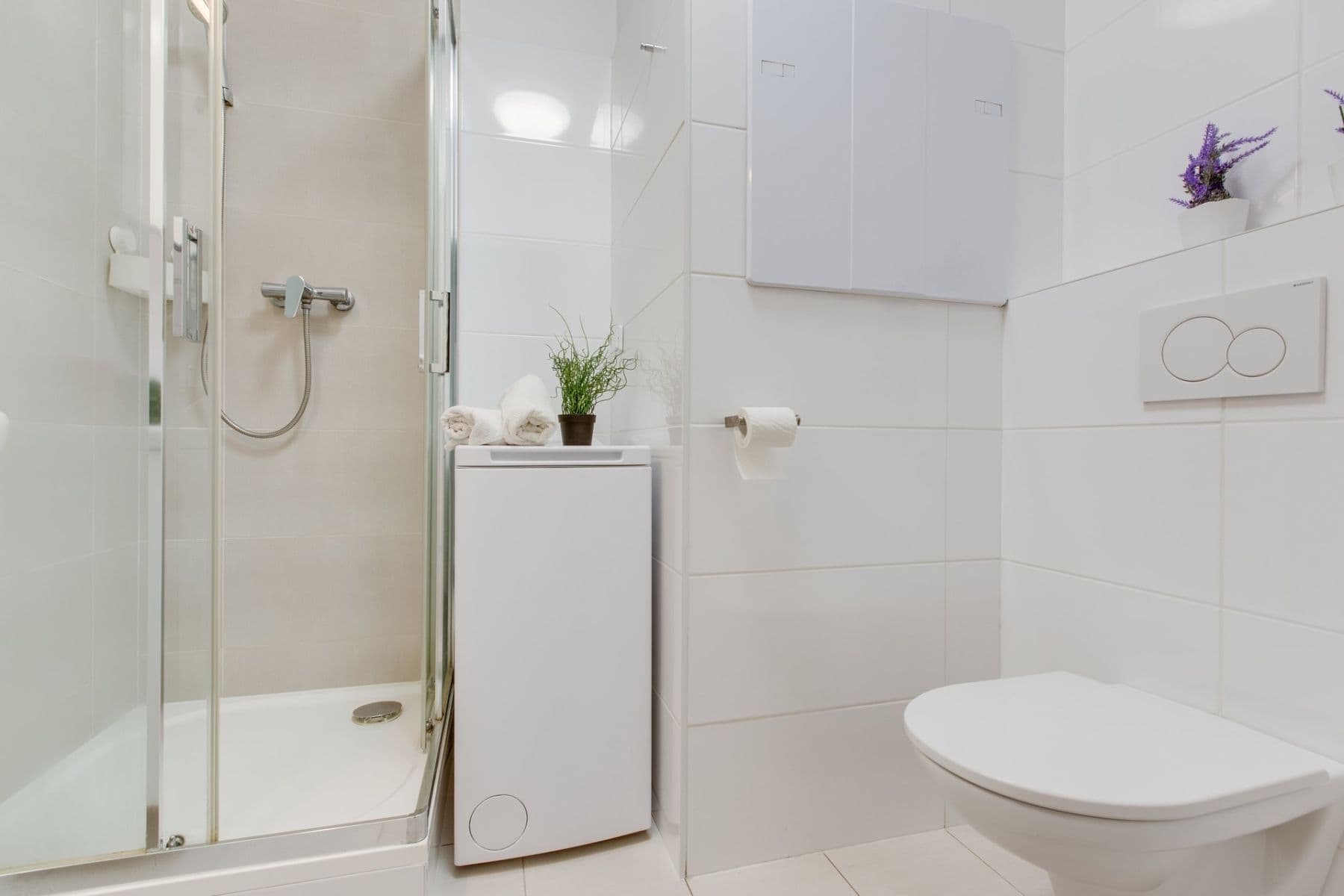 Prenájom bytu 2-izbový 41 m², Pod Lysinami, Praha, Praha Prenájom bytu 2-izbový 41 m², Pod Lysinami, Praha, Praha