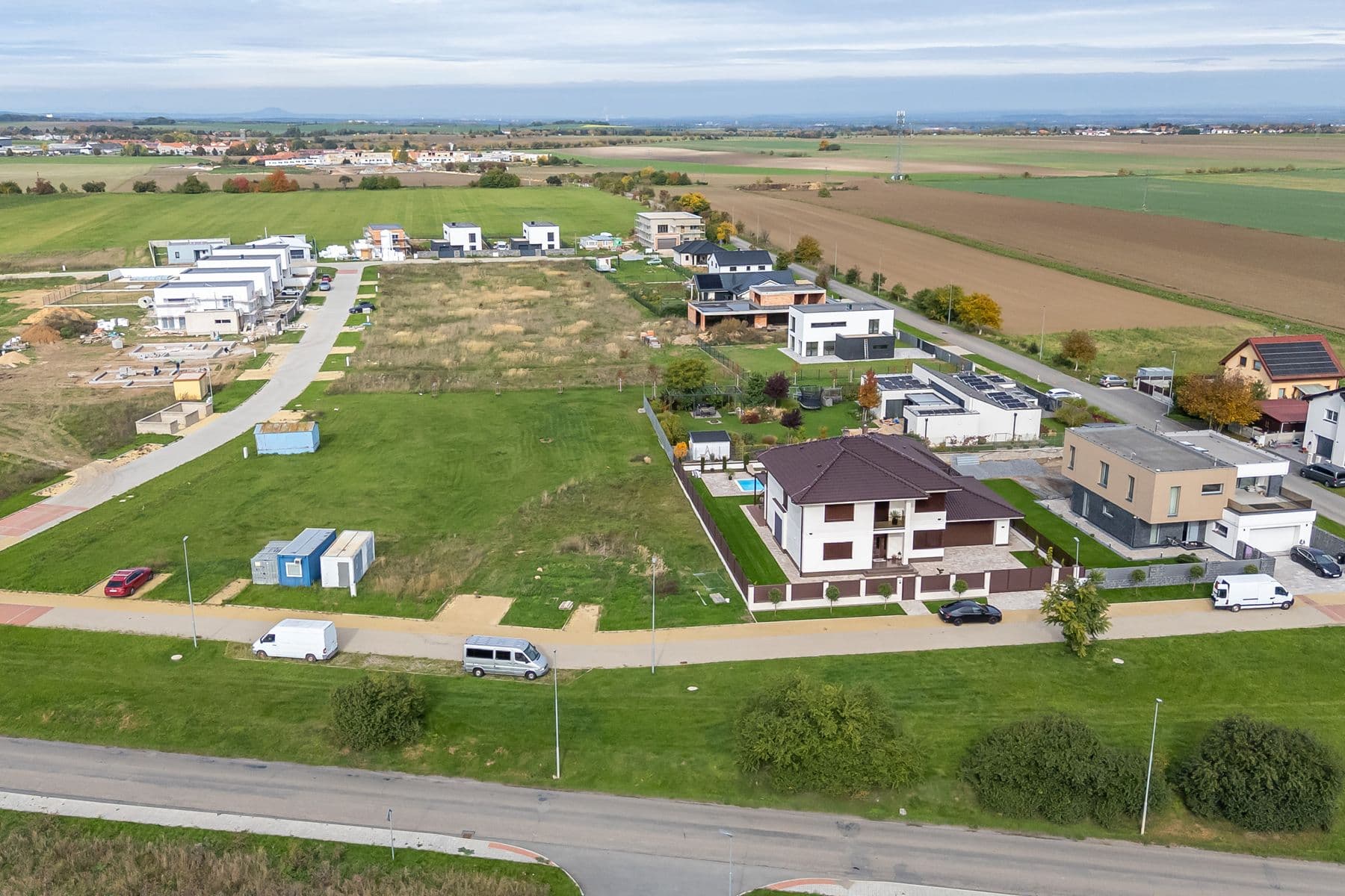 Predaj pozemku 1.078 m², Jenštejn, Středočeský kraj Predaj pozemku 1.078 m², Jenštejn, Středočeský kraj