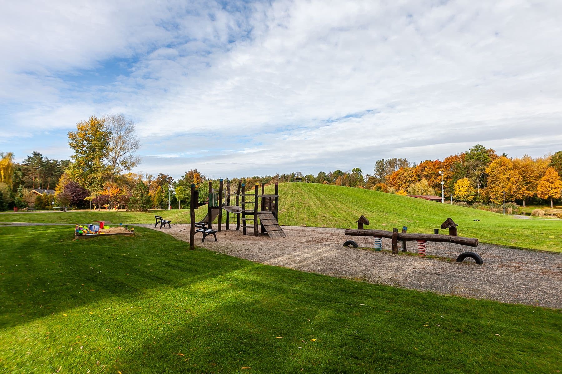 Predaj pozemku 1.078 m², Jenštejn, Středočeský kraj Predaj pozemku 1.078 m², Jenštejn, Středočeský kraj