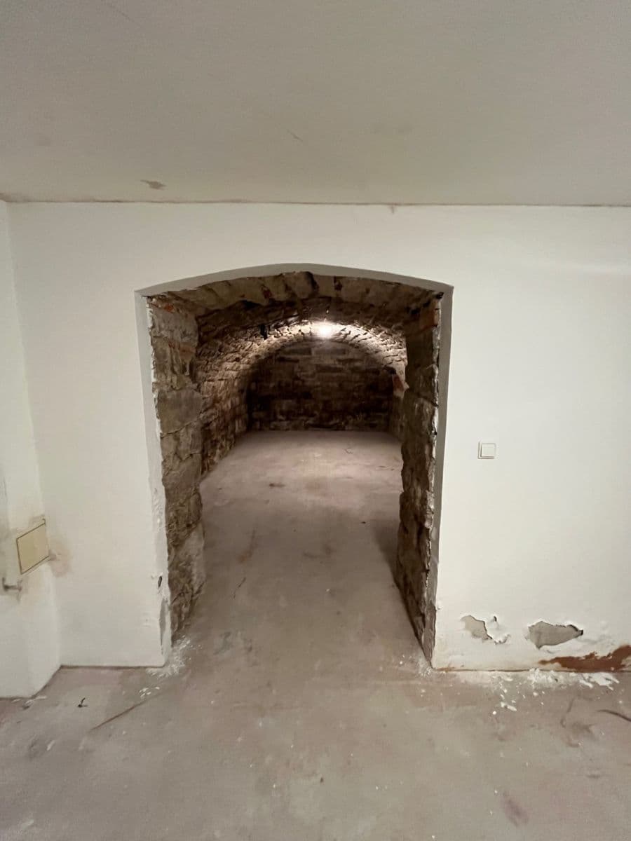 Prenájom nebytového priestoru 81 m², Anenské náměstí, Jablonec nad Nisou, Liberecký kraj Prenájom nebytového priestoru 81 m², Anenské náměstí, Jablonec nad Nisou, Liberecký kraj