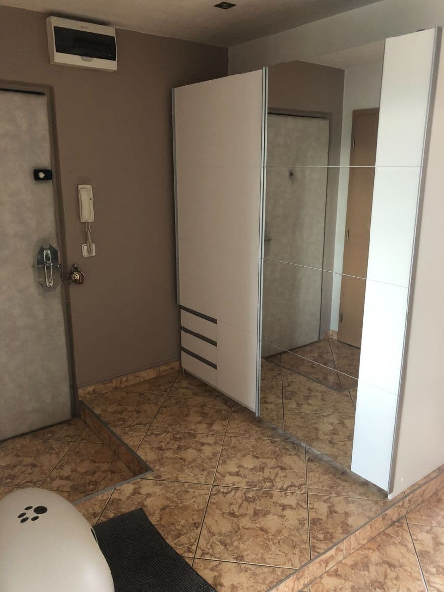 Predaj bytu 2-izbový 76 m², Zahraničního odboje, Třebíč, Kraj Vysočina Predaj bytu 2-izbový 76 m², Zahraničního odboje, Třebíč, Kraj Vysočina