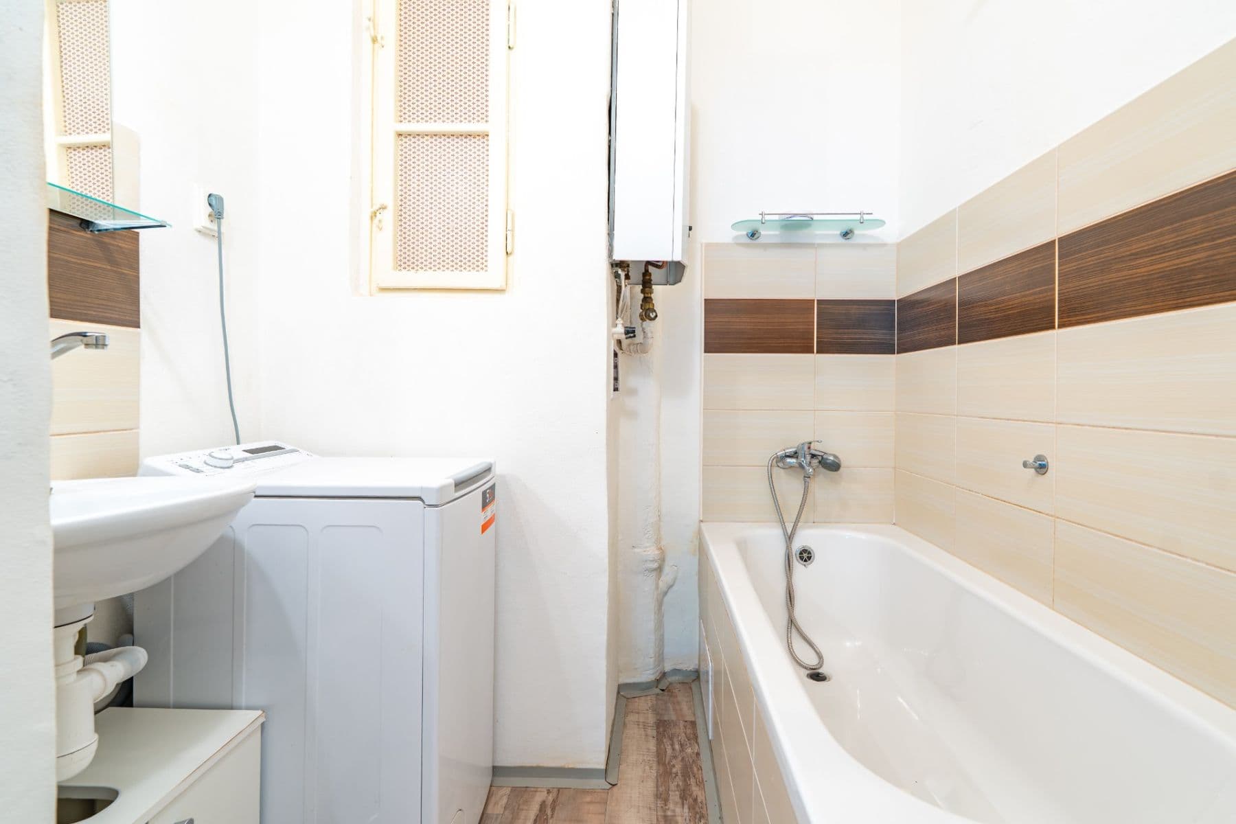 Predaj bytu 2-izbový 40 m², U Plynárny, Praha, Praha Predaj bytu 2-izbový 40 m², U Plynárny, Praha, Praha