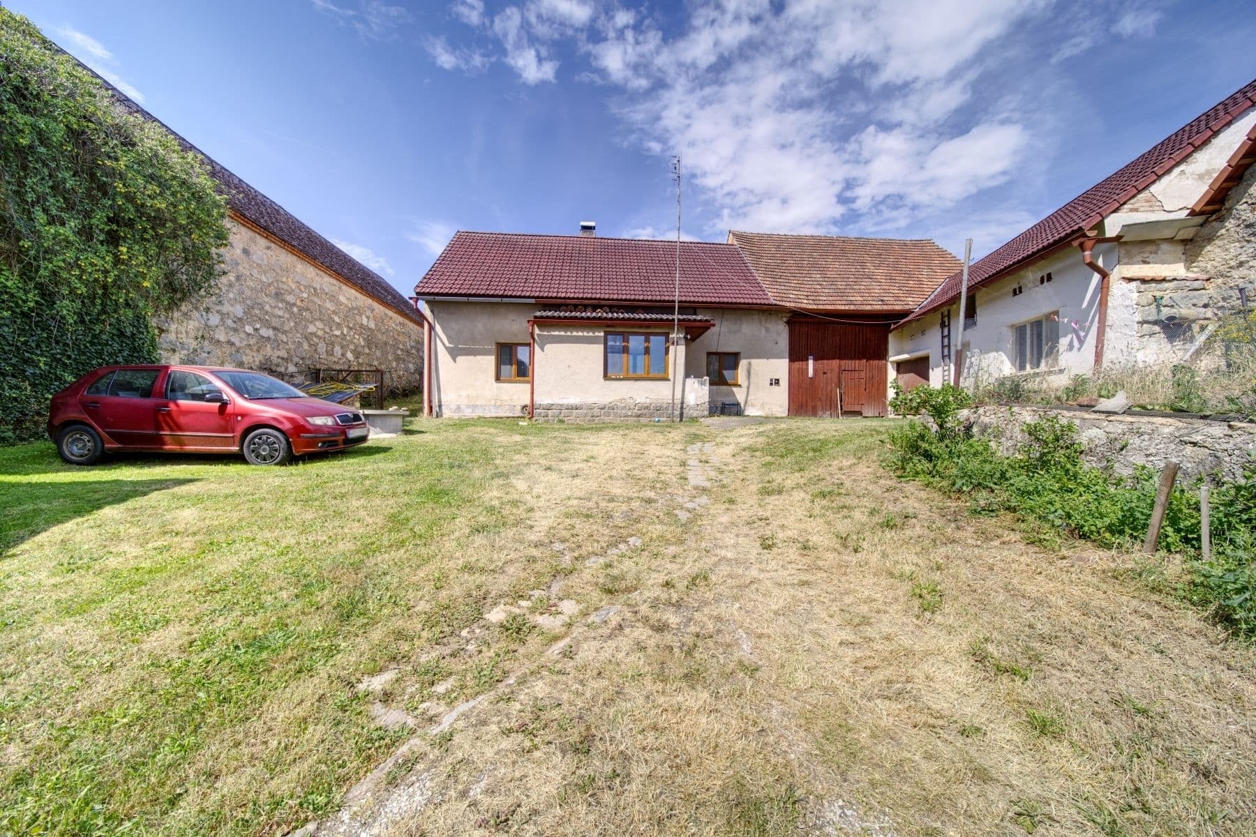 Predaj domu 2.032 m², pozemek 5.365 m², Nezdřev, Plzeňský kraj Predaj domu 2.032 m², pozemek 5.365 m², Nezdřev, Plzeňský kraj