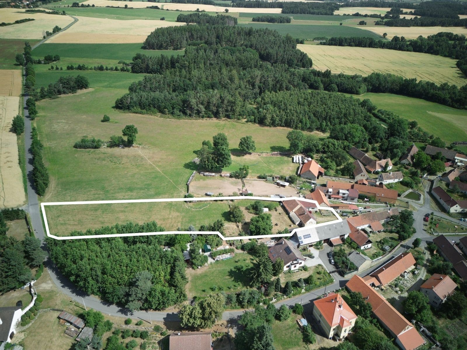 Predaj domu 2.032 m², pozemek 5.365 m², Nezdřev, Plzeňský kraj Predaj domu 2.032 m², pozemek 5.365 m², Nezdřev, Plzeňský kraj