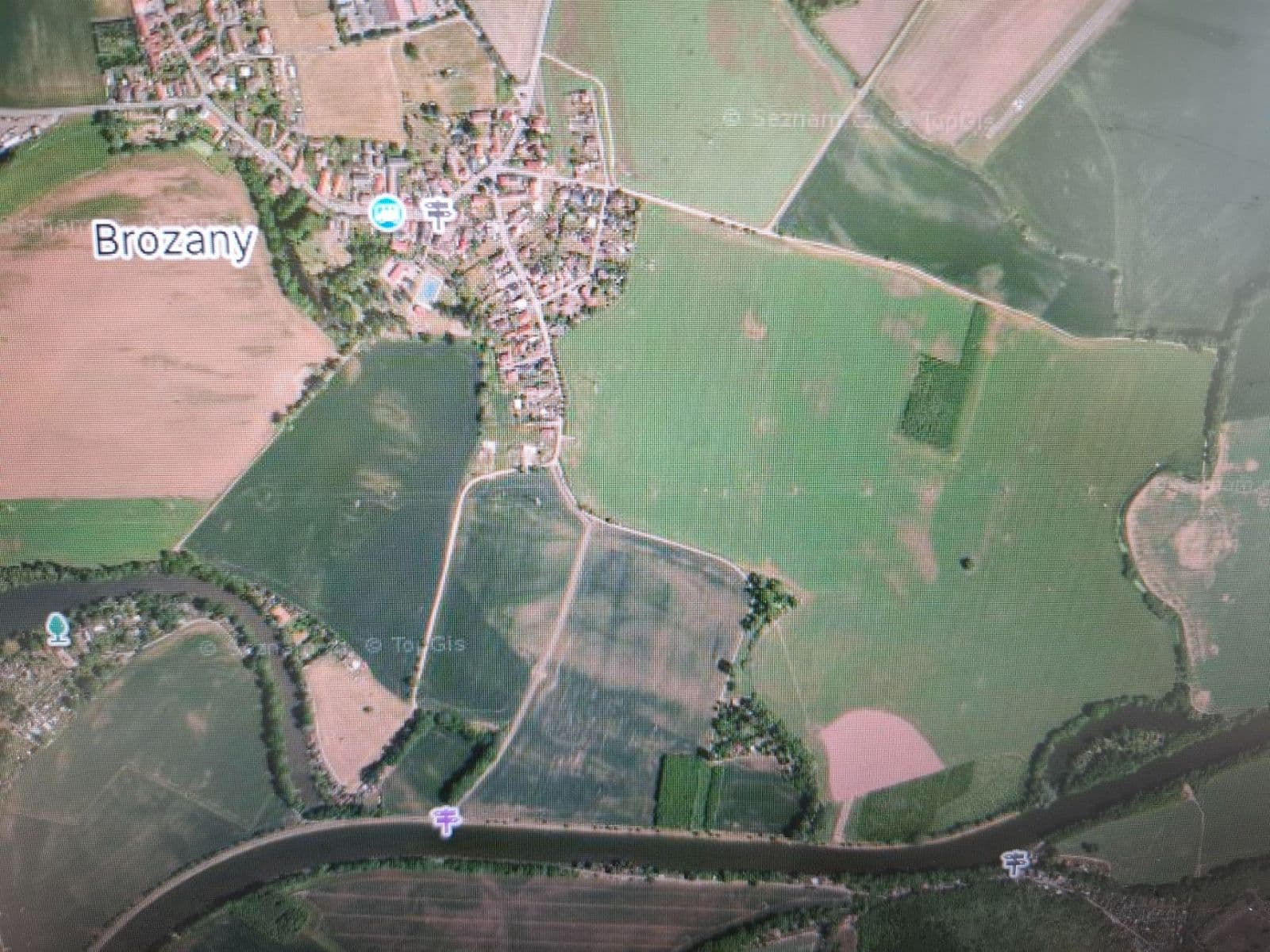 Predaj pozemku 16.294 m², Staré Hradiště, Pardubický kraj Predaj pozemku 16.294 m², Staré Hradiště, Pardubický kraj