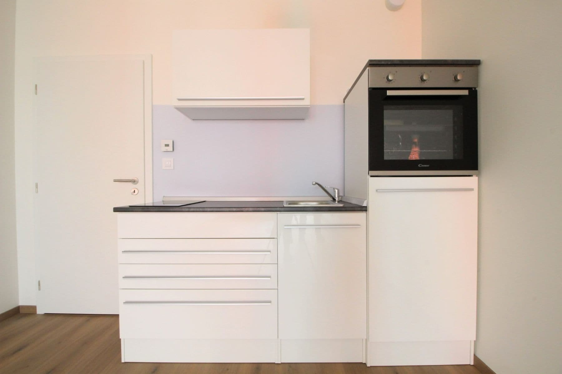 Prenájom bytu 1-izbový 43 m², Choceradská, Praha, Praha Prenájom bytu 1-izbový 43 m², Choceradská, Praha, Praha