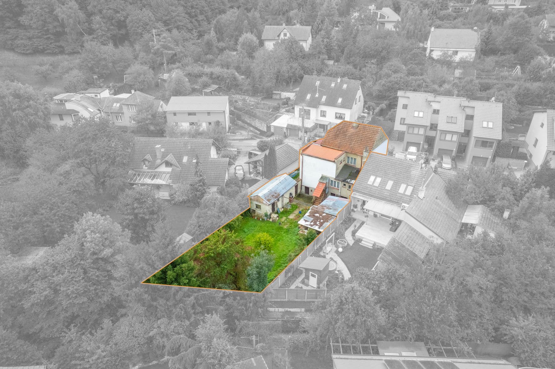 Predaj domu 325 m², pozemek 566 m², K Hluku, Lelekovice, Jihomoravský kraj Predaj domu 325 m², pozemek 566 m², K Hluku, Lelekovice, Jihomoravský kraj