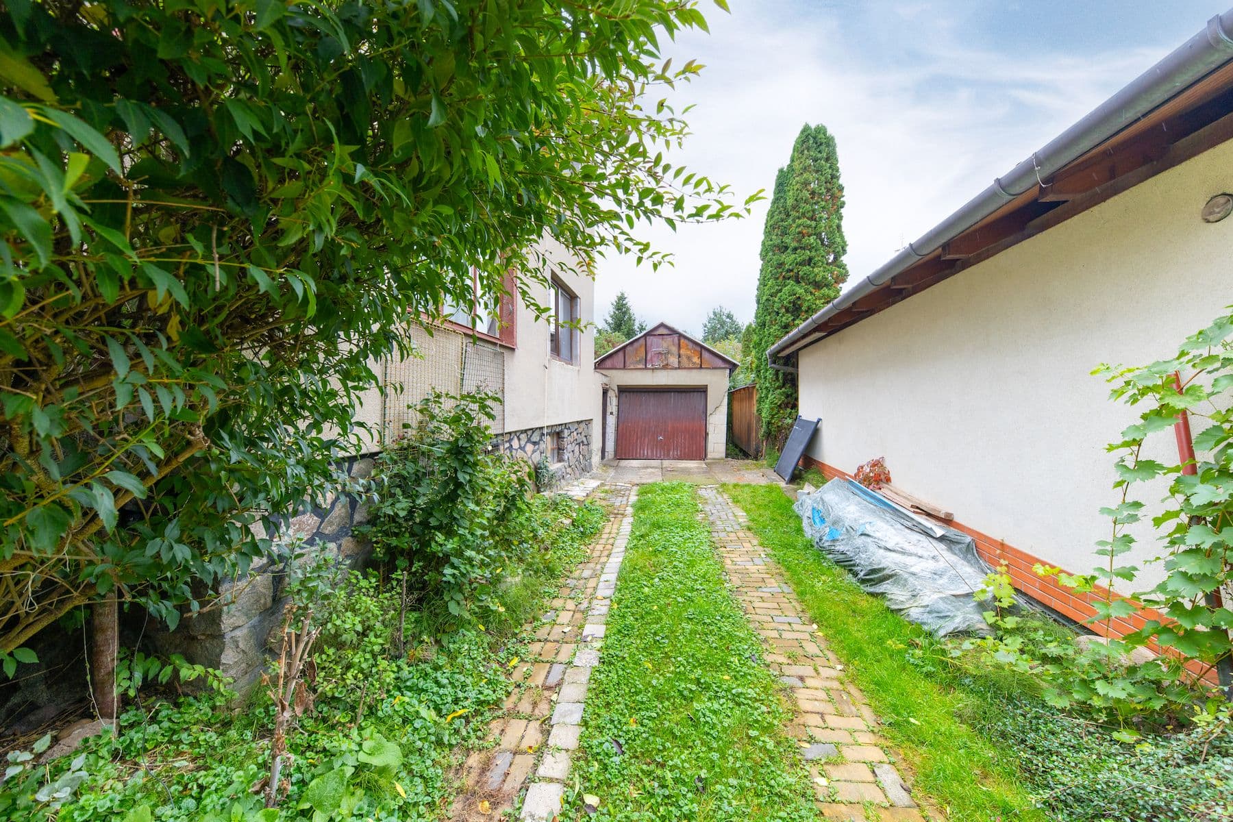 Predaj domu 325 m², pozemek 566 m², K Hluku, Lelekovice, Jihomoravský kraj Predaj domu 325 m², pozemek 566 m², K Hluku, Lelekovice, Jihomoravský kraj