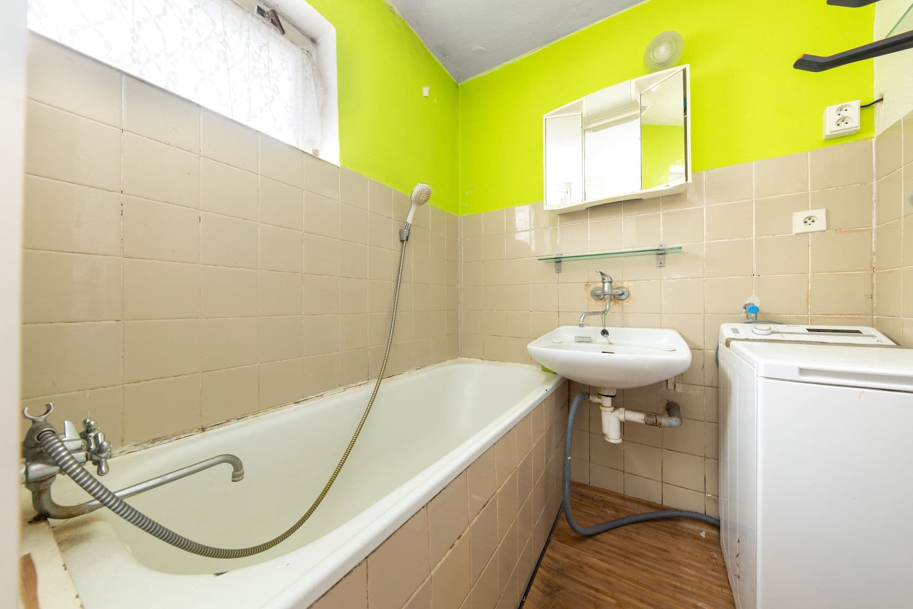 Predaj domu 325 m², pozemek 566 m², K Hluku, Lelekovice, Jihomoravský kraj Predaj domu 325 m², pozemek 566 m², K Hluku, Lelekovice, Jihomoravský kraj