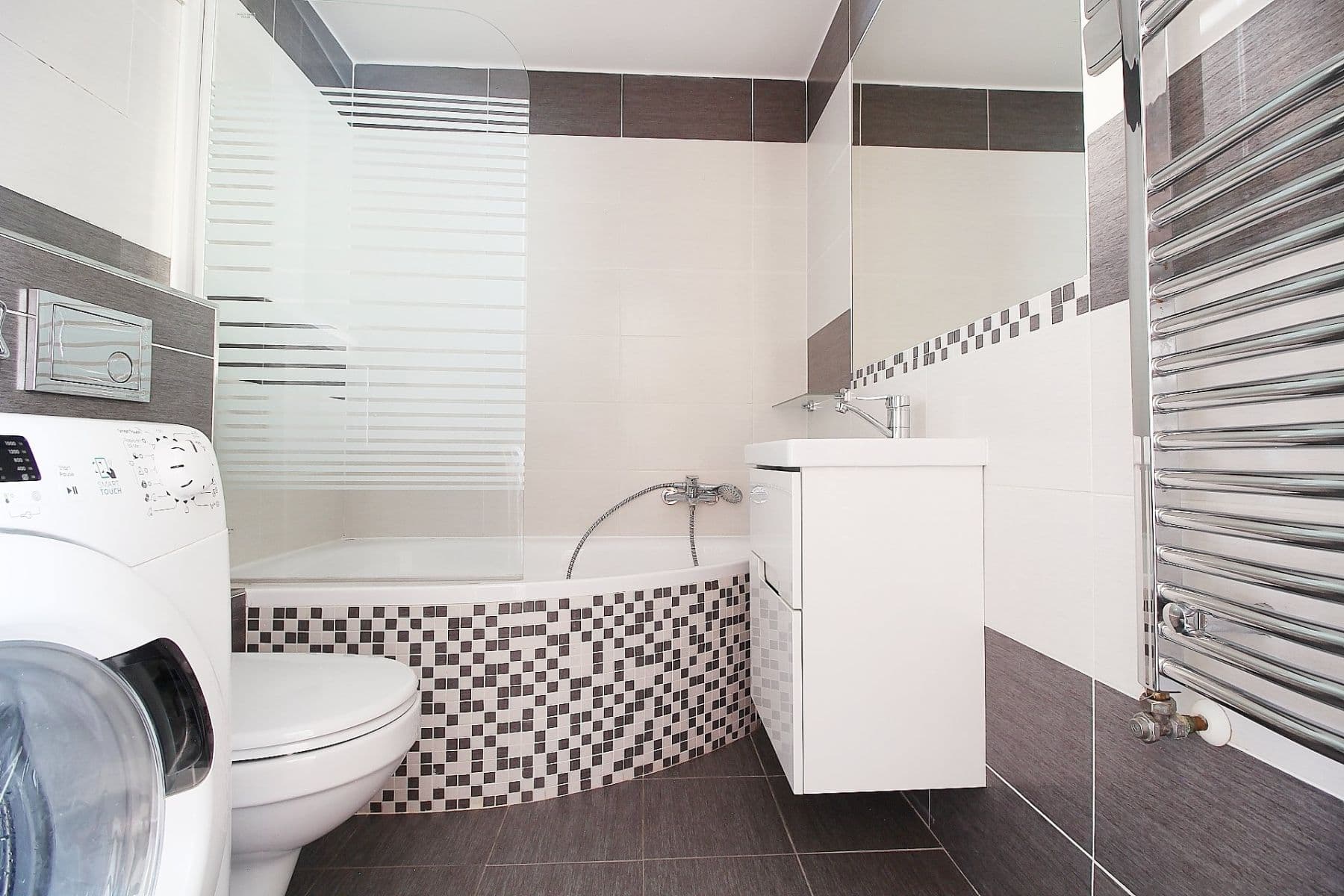 Prenájom bytu 1-izbový 35 m², Teplická, Praha, Praha Prenájom bytu 1-izbový 35 m², Teplická, Praha, Praha