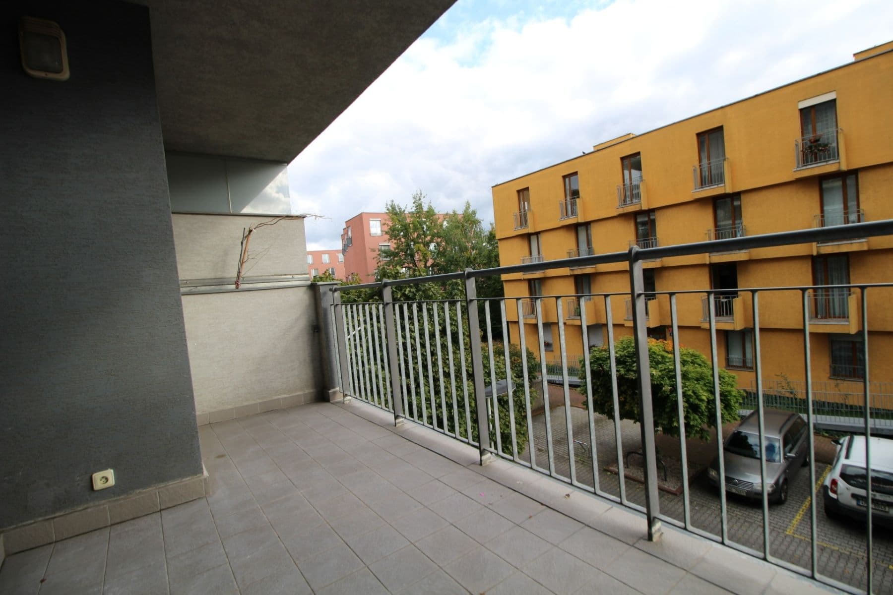 Prenájom bytu 3-izbový 93 m², Velká skála, Praha, Praha Prenájom bytu 3-izbový 93 m², Velká skála, Praha, Praha