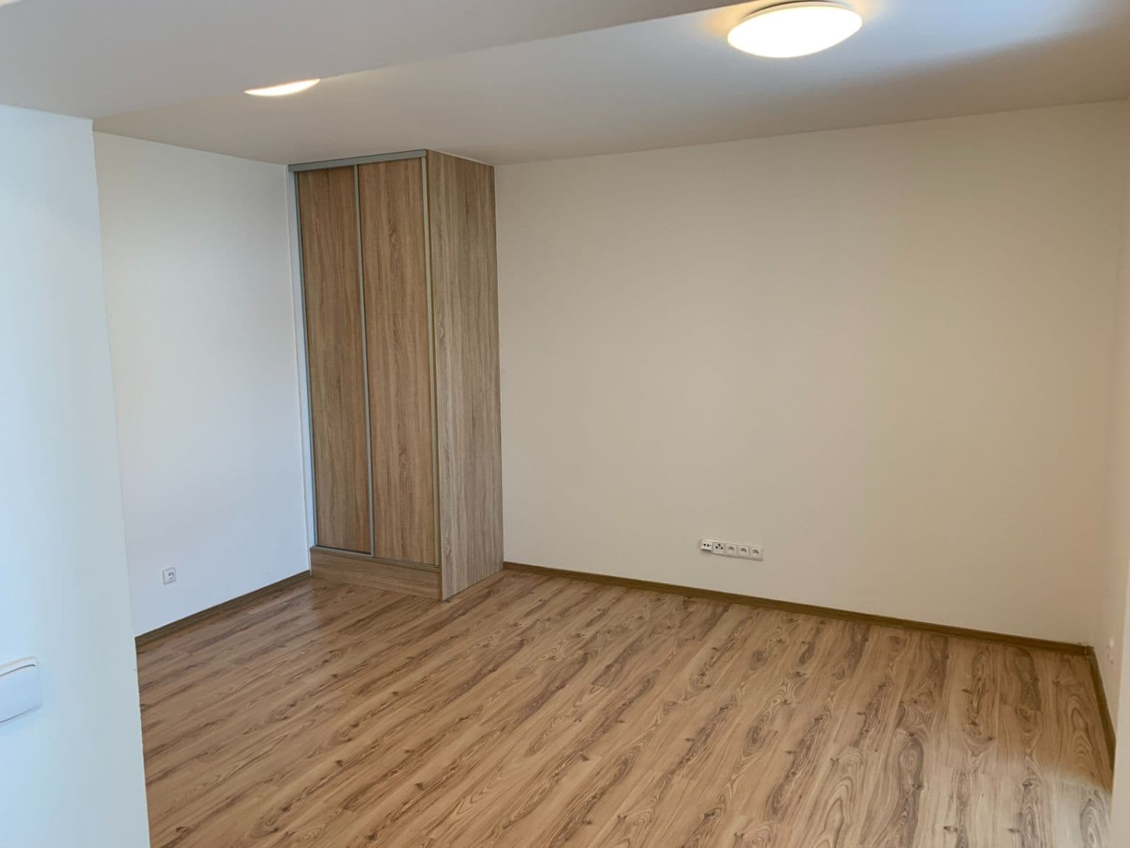 Predaj bytu 3-izbový 141 m², Cementářská, Praha, Praha Predaj bytu 3-izbový 141 m², Cementářská, Praha, Praha