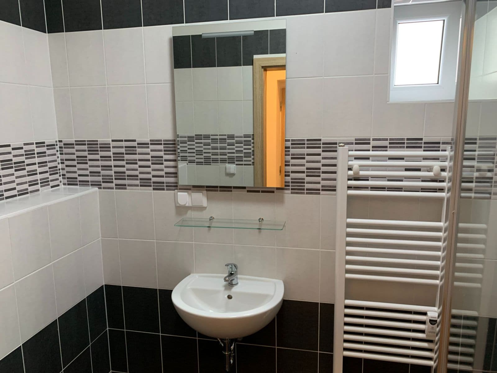 Predaj bytu 3-izbový 141 m², Cementářská, Praha, Praha Predaj bytu 3-izbový 141 m², Cementářská, Praha, Praha