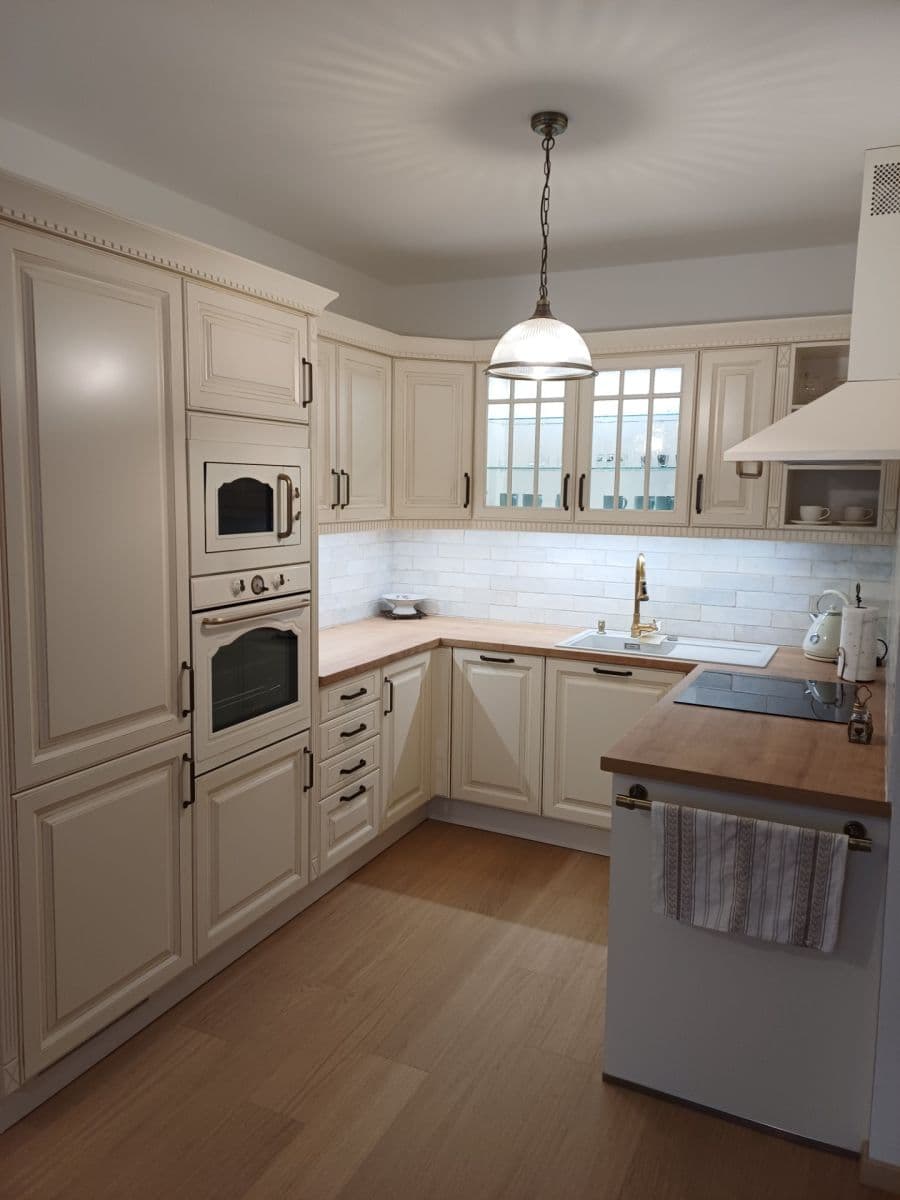 Prenájom bytu 2-izbový 53 m², Ružinov, Bratislavský kraj Prenájom bytu 2-izbový 53 m², Ružinov, Bratislavský kraj