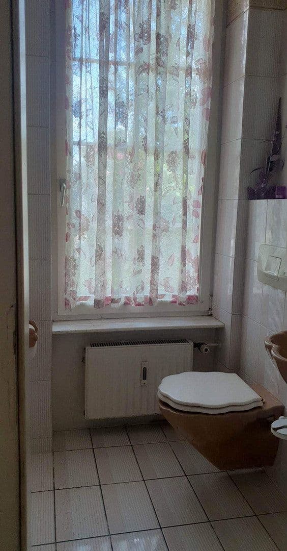 Predaj domu 240 m², pozemok 3.325 m², Riedstr.5, Munderkingen, Bádensko-Wurttembersko Predaj domu 240 m², pozemok 3.325 m², Riedstr.5, Munderkingen, Bádensko-Wurttembersko
