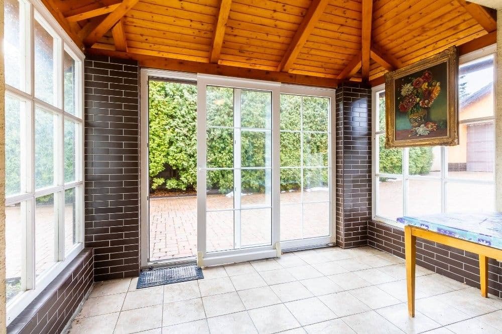 Predaj domu 284 m², pozemek 1.100 m², Dolany, Středočeský kraj Predaj domu 284 m², pozemek 1.100 m², Dolany, Středočeský kraj