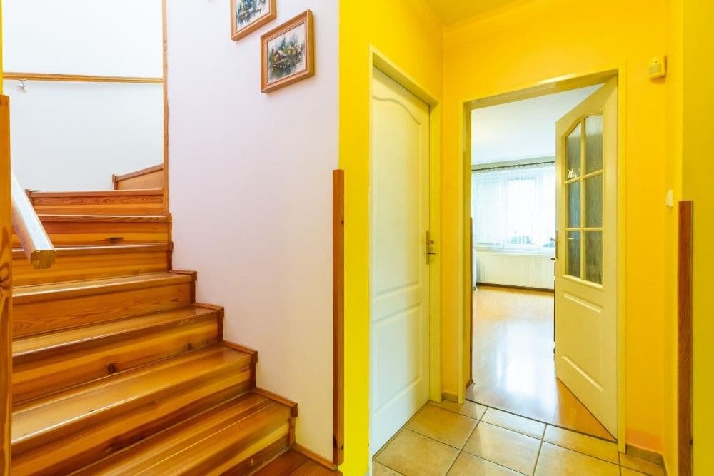 Predaj domu 284 m², pozemek 1.100 m², Dolany, Středočeský kraj Predaj domu 284 m², pozemek 1.100 m², Dolany, Středočeský kraj