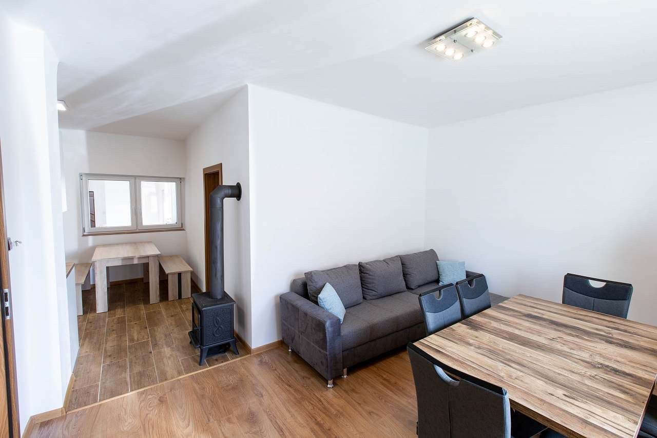 Predaj domu 166 m², pozemek 692 m², Pohraniční, Hrabětice, Jihomoravský kraj Predaj domu 166 m², pozemek 692 m², Pohraniční, Hrabětice, Jihomoravský kraj