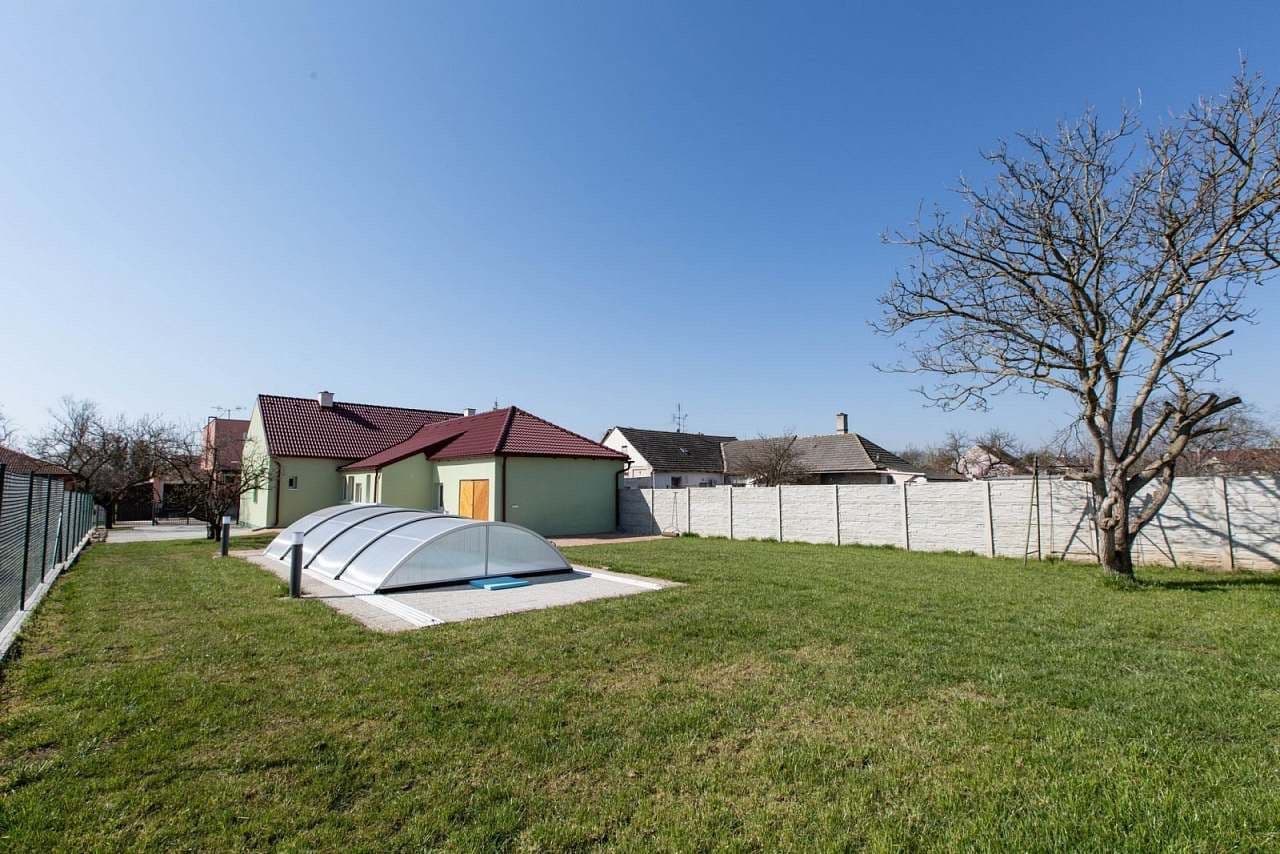 Predaj domu 166 m², pozemek 692 m², Pohraniční, Hrabětice, Jihomoravský kraj Predaj domu 166 m², pozemek 692 m², Pohraniční, Hrabětice, Jihomoravský kraj