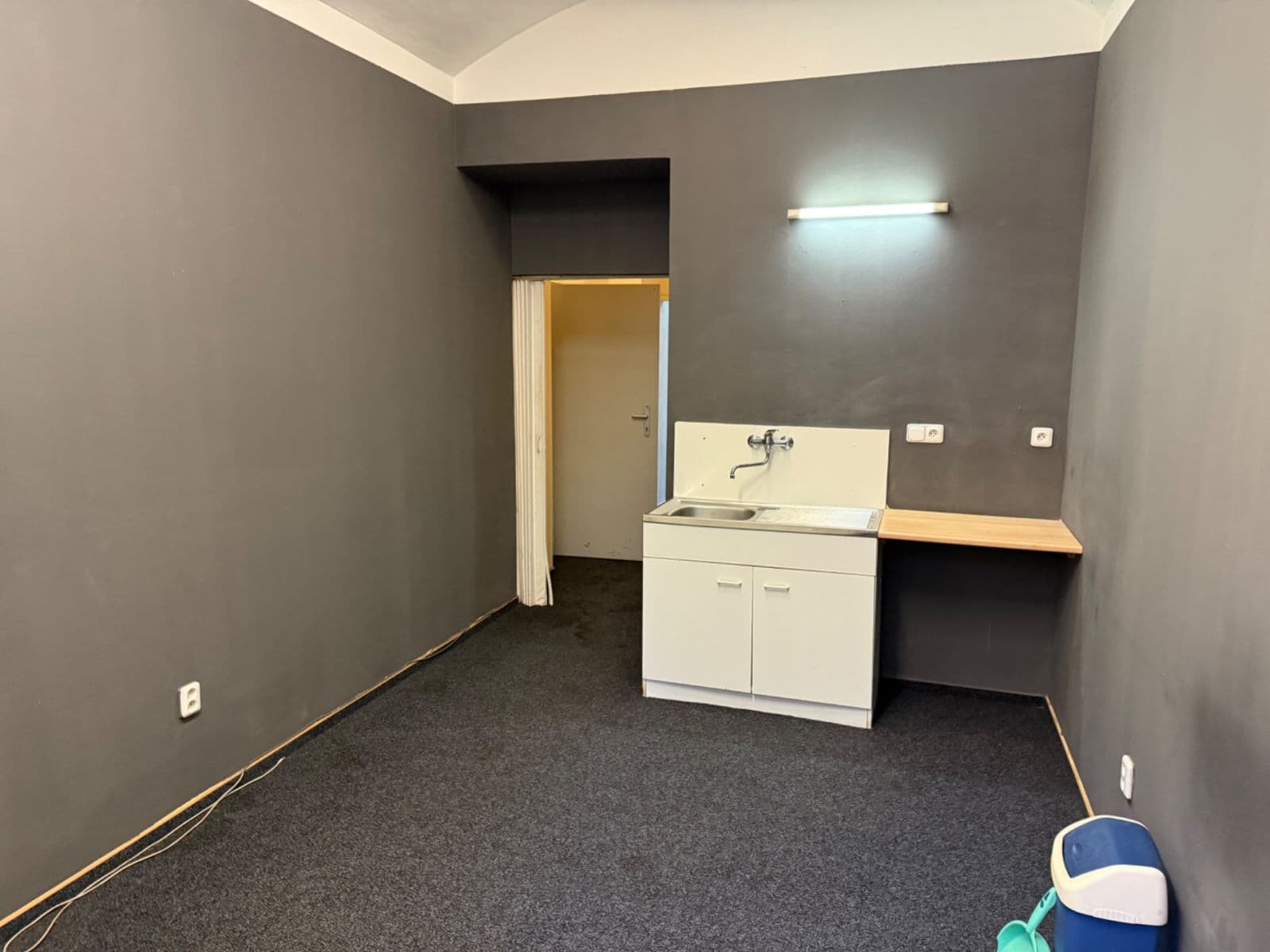 Prenájom nebytového priestoru 52 m², Čechova, Praha, Praha Prenájom nebytového priestoru 52 m², Čechova, Praha, Praha