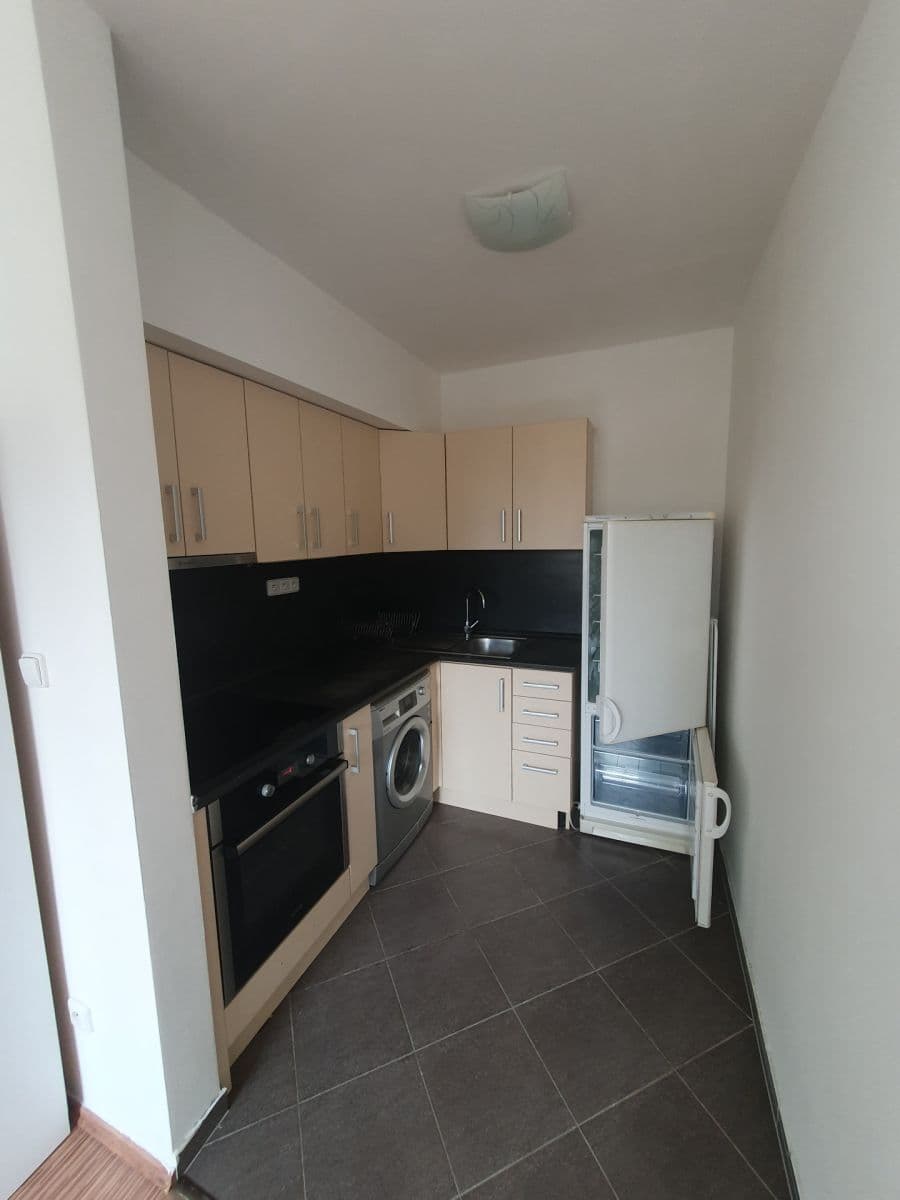 Prenájom bytu 1-izbový 34 m², Morseova, Praha, Praha Prenájom bytu 1-izbový 34 m², Morseova, Praha, Praha