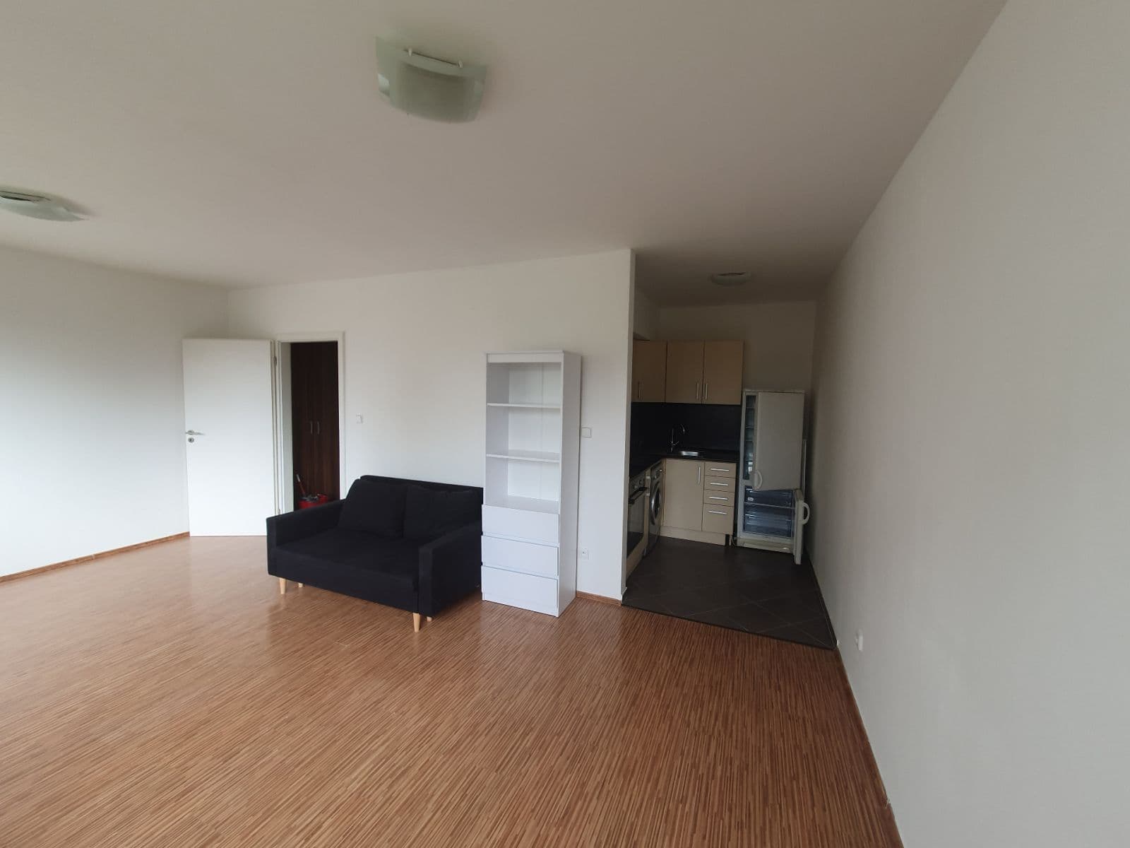 Prenájom bytu 1-izbový 34 m², Morseova, Praha, Praha Prenájom bytu 1-izbový 34 m², Morseova, Praha, Praha
