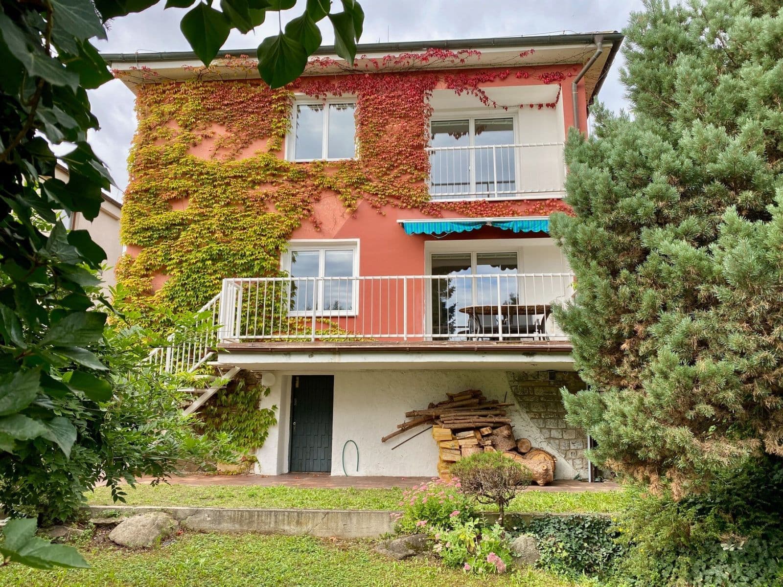 Predaj domu 232 m², pozemek 417 m², Hornocholupická, Praha, Praha Predaj domu 232 m², pozemek 417 m², Hornocholupická, Praha, Praha