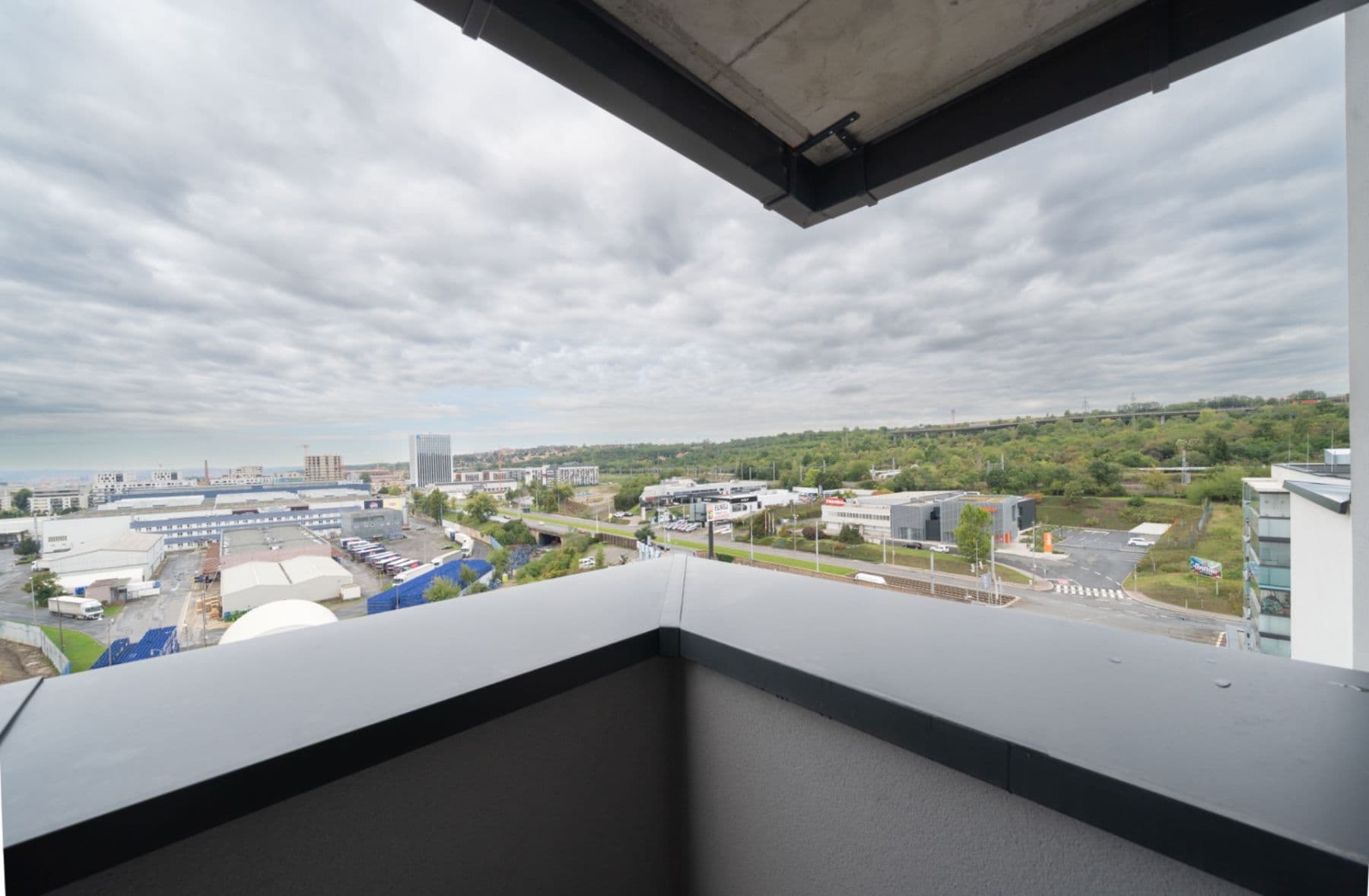 Prenájom bytu 2-izbový 52 m², Laponská, Praha, Praha Prenájom bytu 2-izbový 52 m², Laponská, Praha, Praha