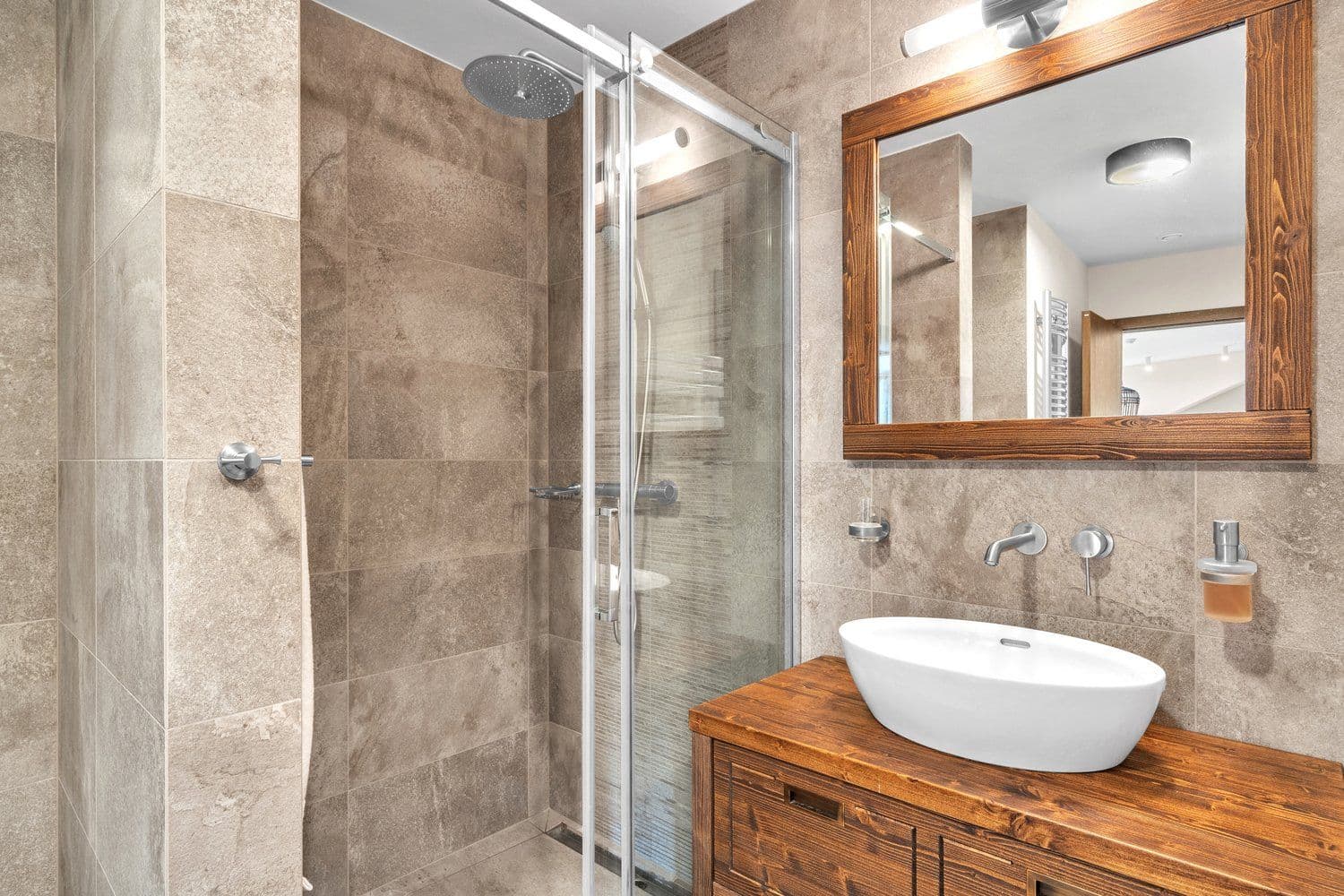 Prenájom bytu 30 m², Grafická, Praha, Praha Prenájom bytu 30 m², Grafická, Praha, Praha