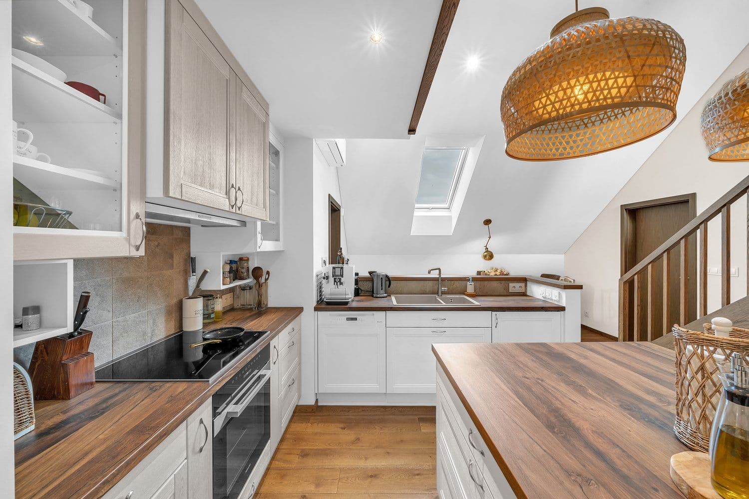 Prenájom bytu 30 m², Grafická, Praha, Praha Prenájom bytu 30 m², Grafická, Praha, Praha