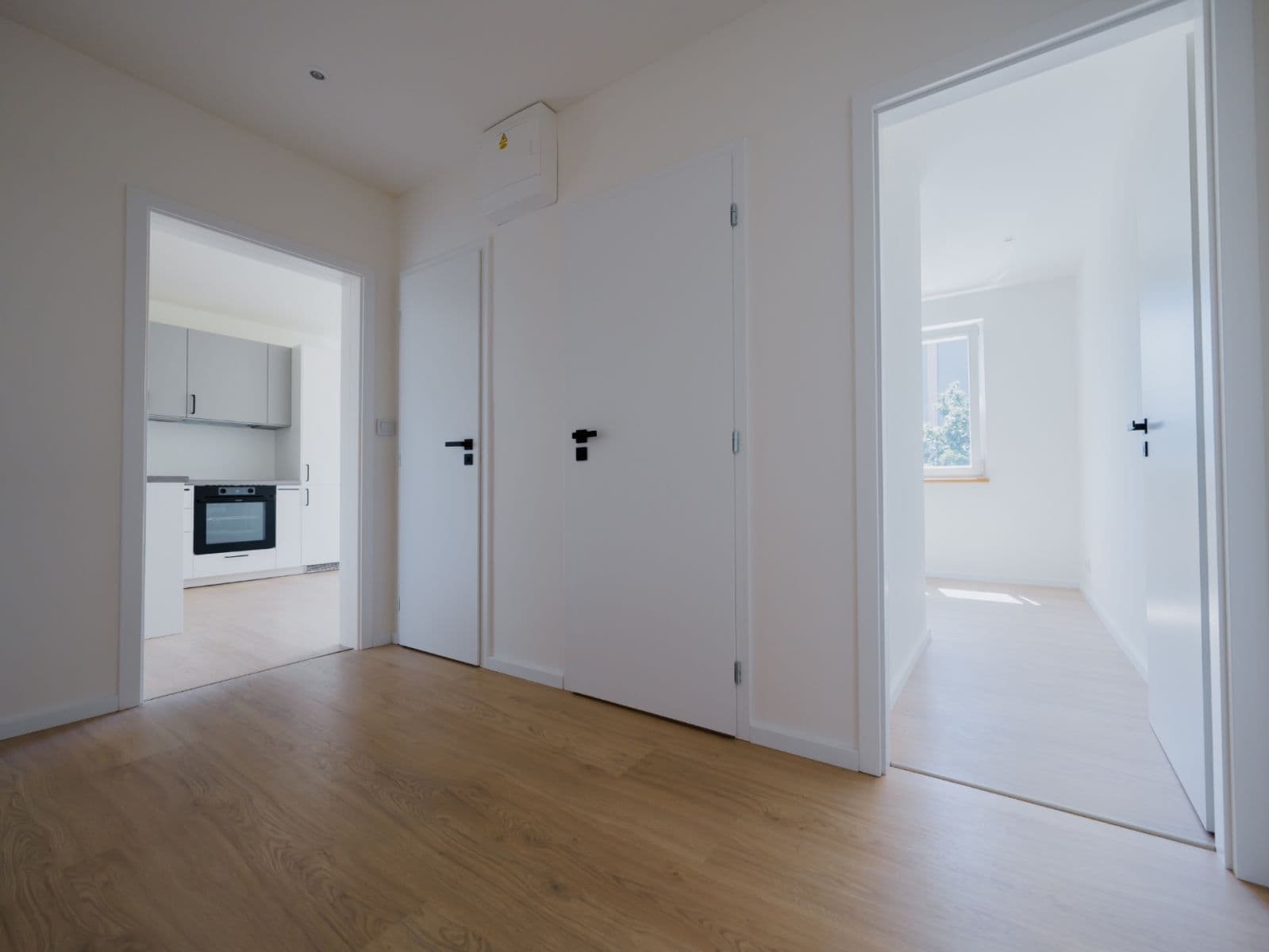 Prenájom bytu 3-izbový 53 m², Káranská, Praha, Praha Prenájom bytu 3-izbový 53 m², Káranská, Praha, Praha