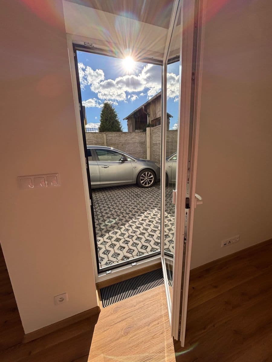 Prenájom bytu 2-izbový 57 m², Široká, Říčany, Středočeský kraj Prenájom bytu 2-izbový 57 m², Široká, Říčany, Středočeský kraj