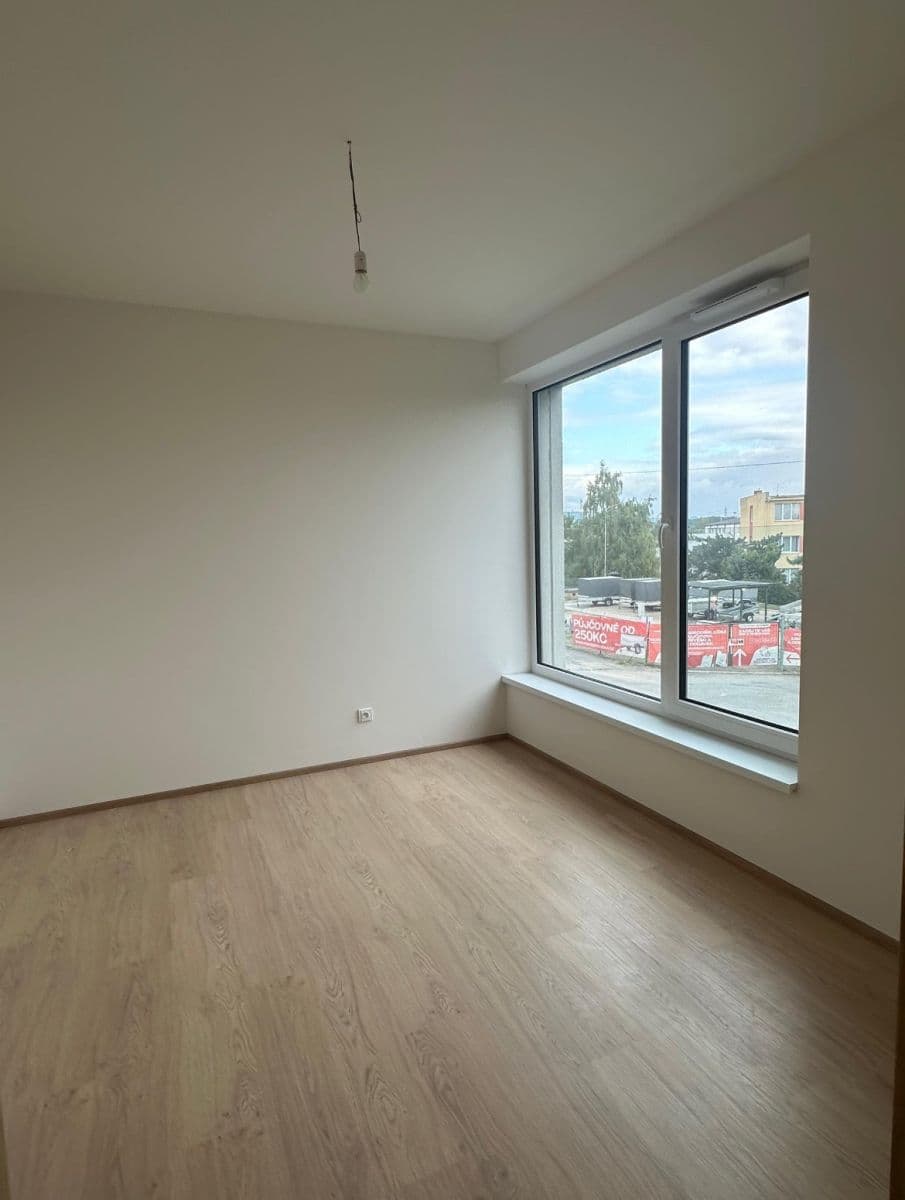 Predaj bytu 3-izbový 78 m², Na Roudné, Plzeň, Plzeňský kraj Predaj bytu 3-izbový 78 m², Na Roudné, Plzeň, Plzeňský kraj
