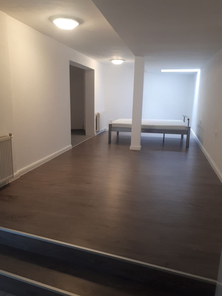 Prenájom bytu 1-izbový 68 m², Šimáčkova, Brno, Jihomoravský kraj Prenájom bytu 1-izbový 68 m², Šimáčkova, Brno, Jihomoravský kraj