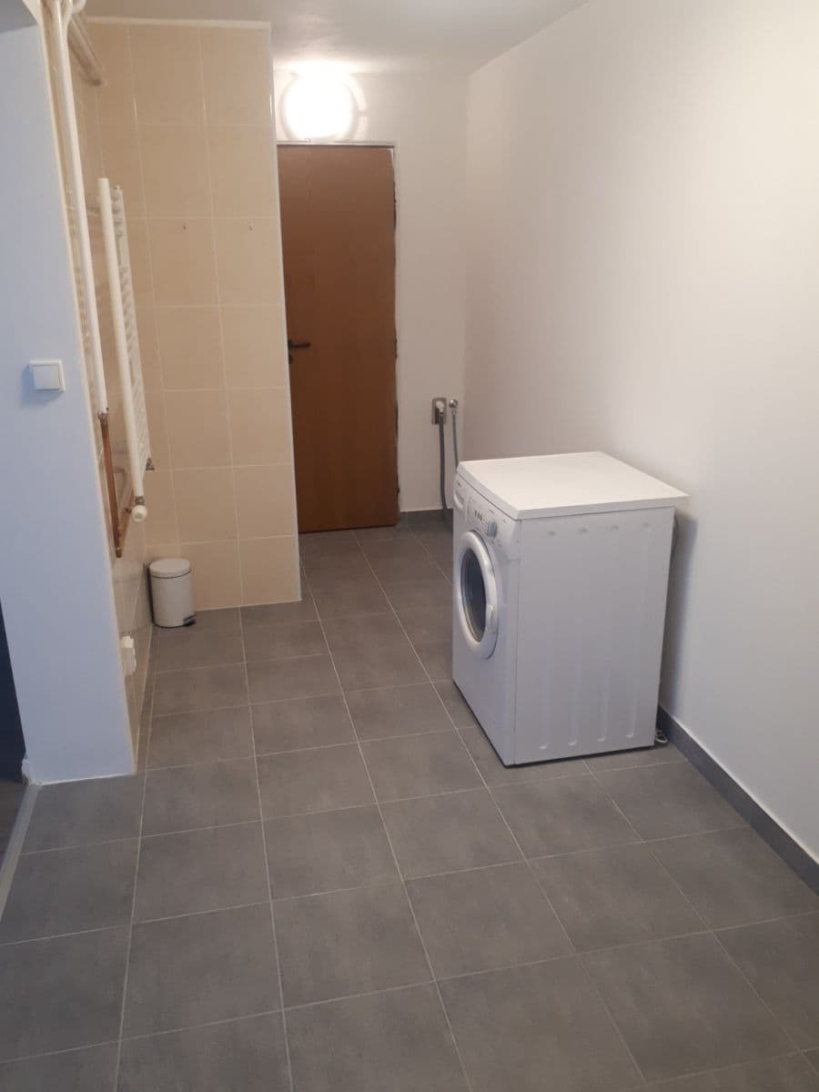 Prenájom bytu 1-izbový 68 m², Šimáčkova, Brno, Jihomoravský kraj Prenájom bytu 1-izbový 68 m², Šimáčkova, Brno, Jihomoravský kraj