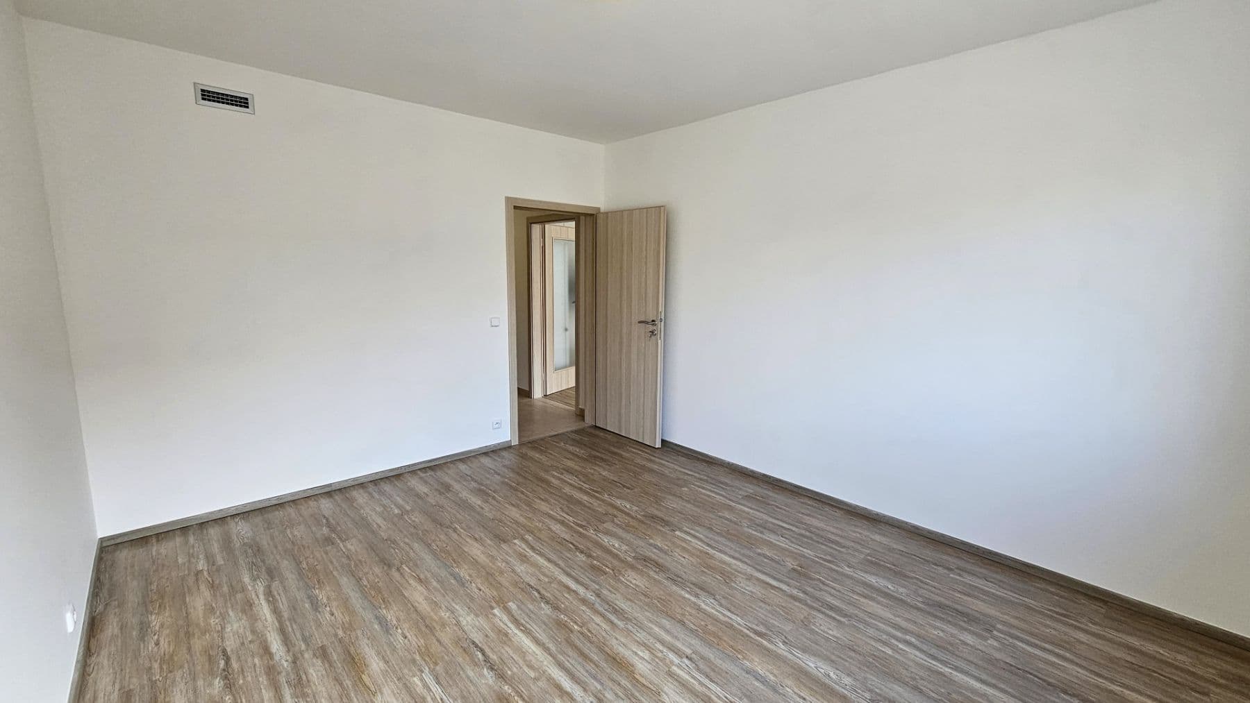 Prenájom bytu 2-izbový 53 m², Sinkulova, Praha, Praha Prenájom bytu 2-izbový 53 m², Sinkulova, Praha, Praha