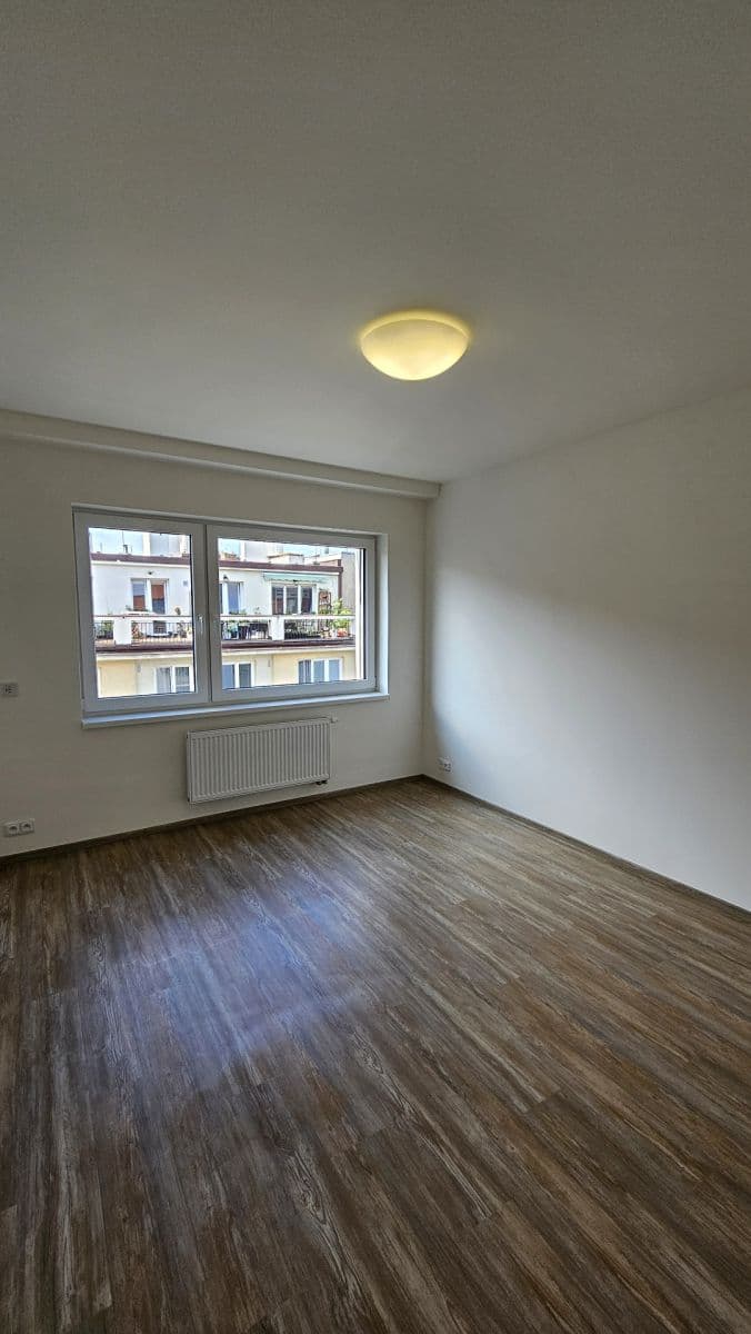Prenájom bytu 2-izbový 53 m², Sinkulova, Praha, Praha Prenájom bytu 2-izbový 53 m², Sinkulova, Praha, Praha