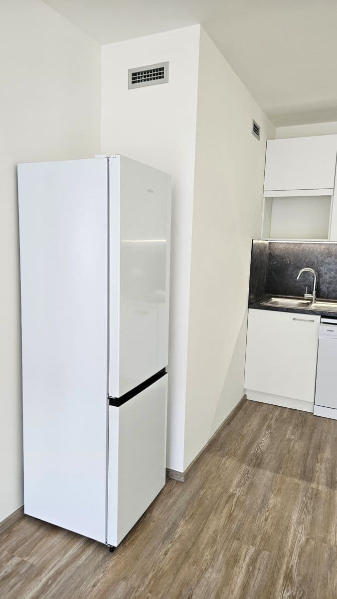 Prenájom bytu 2-izbový 53 m², Sinkulova, Praha, Praha Prenájom bytu 2-izbový 53 m², Sinkulova, Praha, Praha