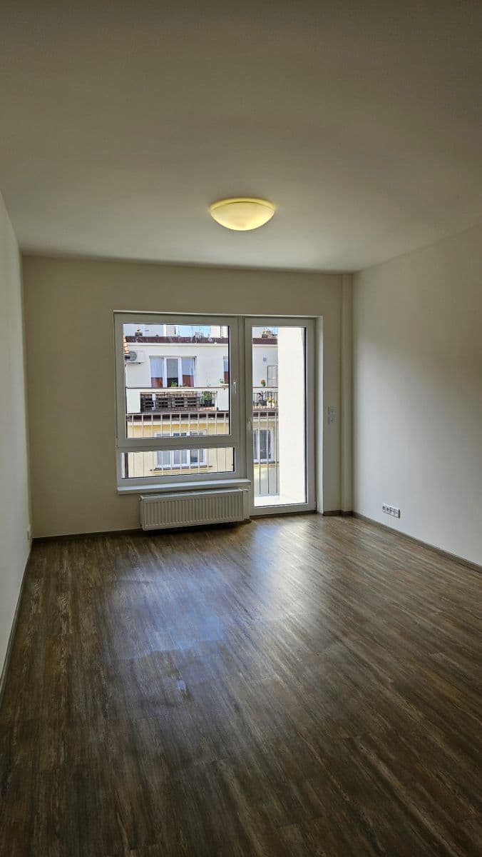 Prenájom bytu 2-izbový 53 m², Sinkulova, Praha, Praha Prenájom bytu 2-izbový 53 m², Sinkulova, Praha, Praha