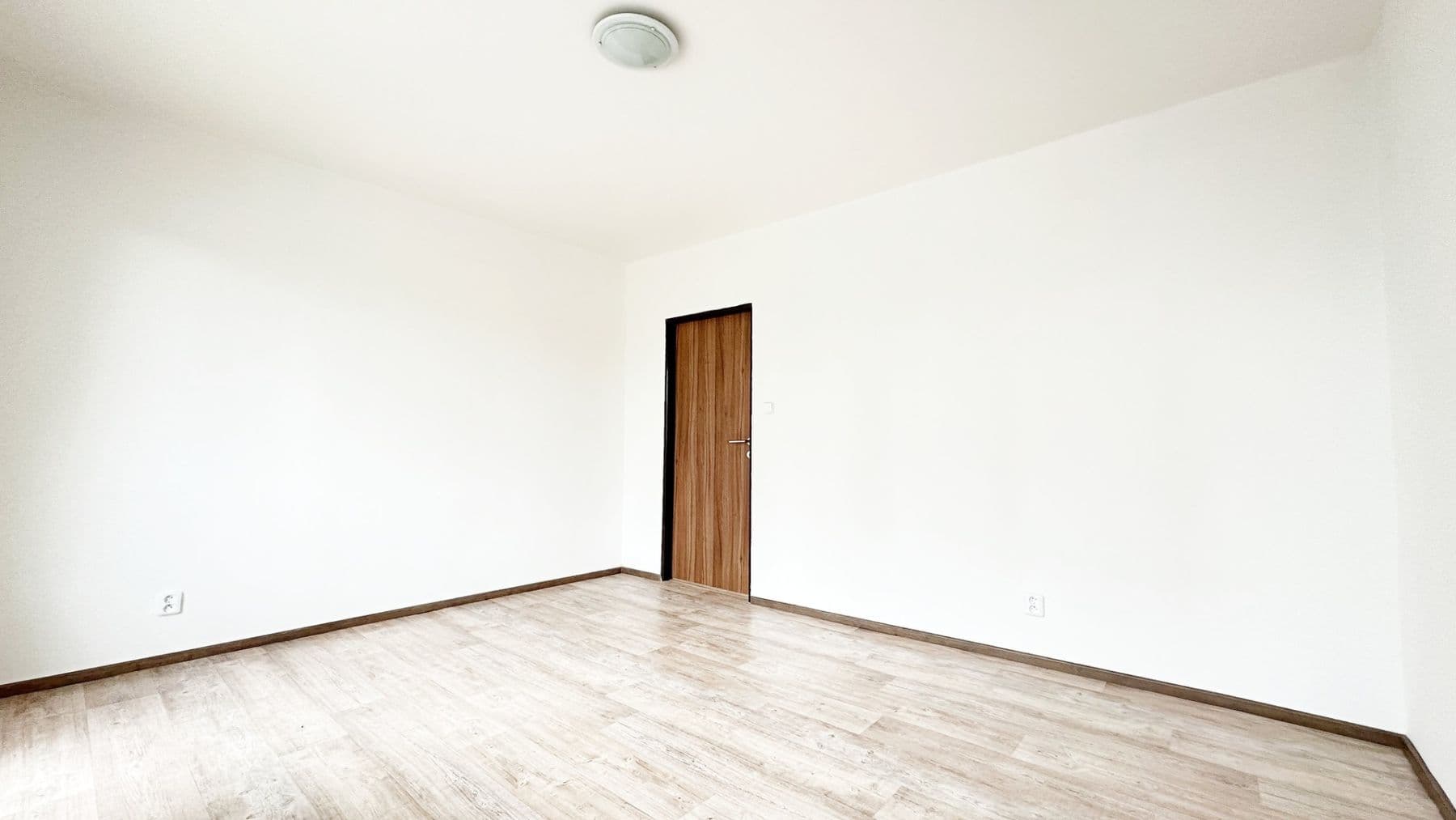 Prenájom bytu 2-izbový 56 m², Budovatelů, Příbram, Středočeský kraj Prenájom bytu 2-izbový 56 m², Budovatelů, Příbram, Středočeský kraj