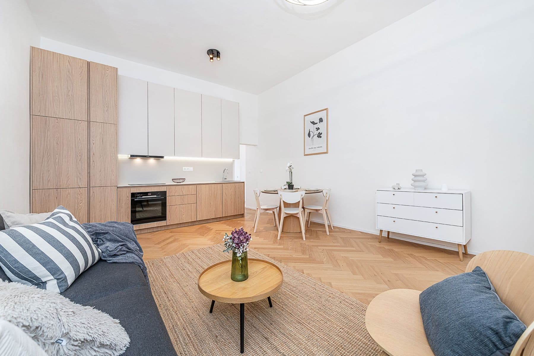 Predaj bytu 3-izbový 85 m², Hořejší nábřeží, Praha, Praha Predaj bytu 3-izbový 85 m², Hořejší nábřeží, Praha, Praha