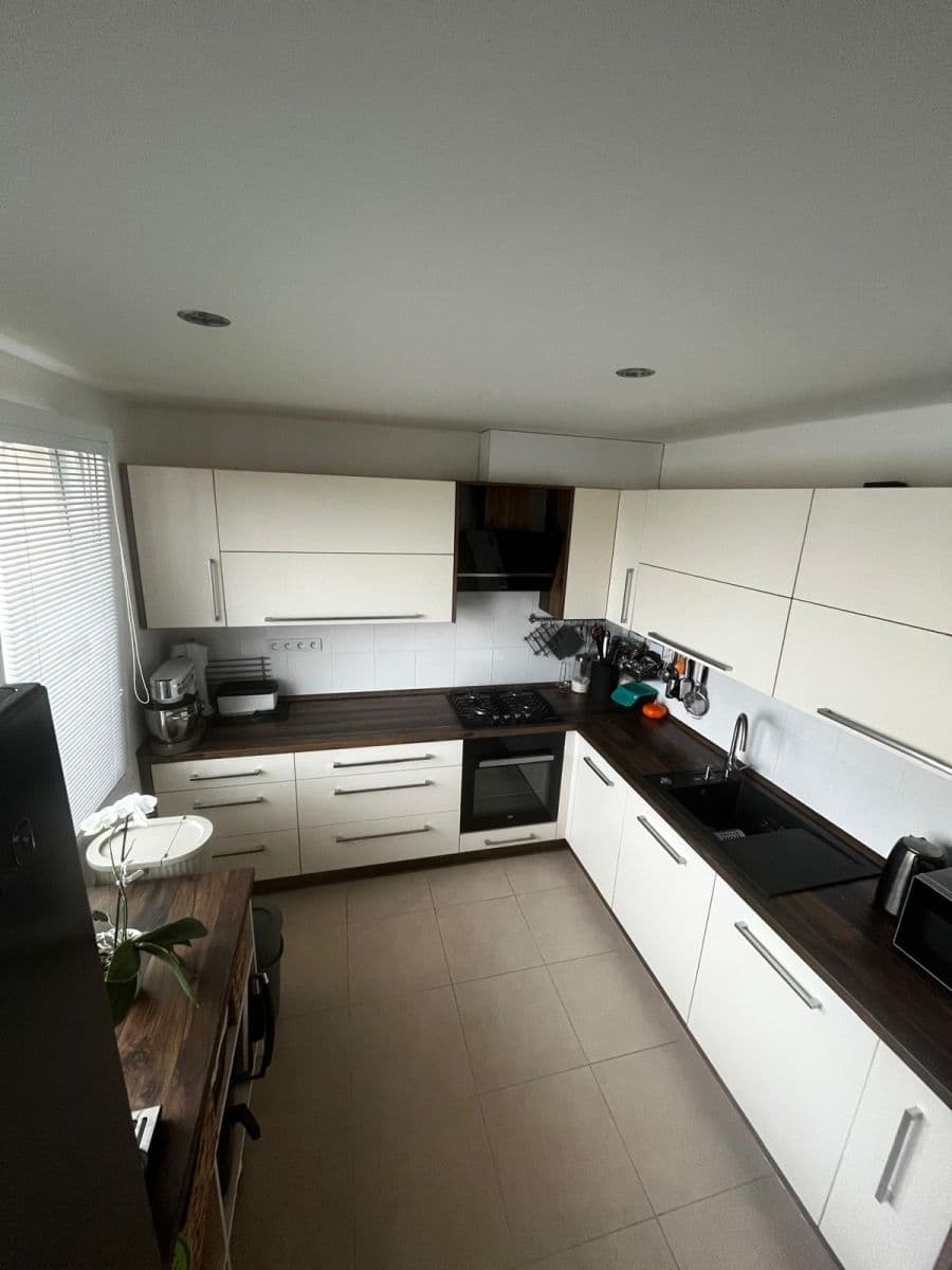 Predaj bytu 3-izbový 72 m², Břeclavská, Plzeň, Plzeňský kraj Predaj bytu 3-izbový 72 m², Břeclavská, Plzeň, Plzeňský kraj